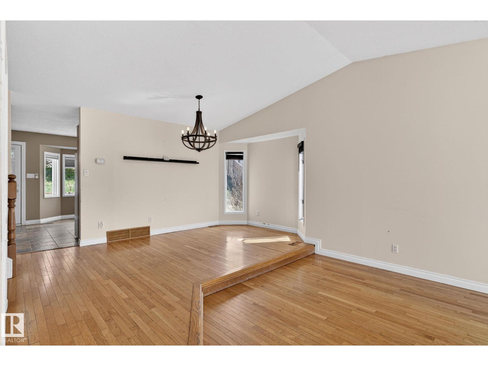 4 Dorset Pl, St. Albert, Alberta  T8N 5L8 - Photo 10 - E4486603