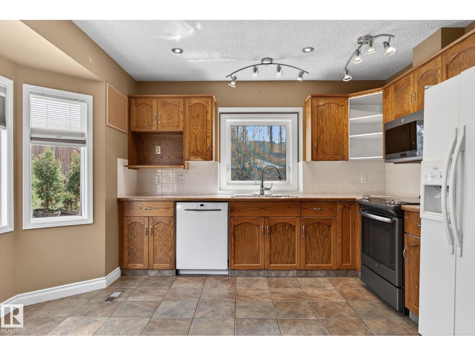 4 Dorset Pl, St. Albert, Alberta  T8N 5L8 - Photo 12 - E4486603