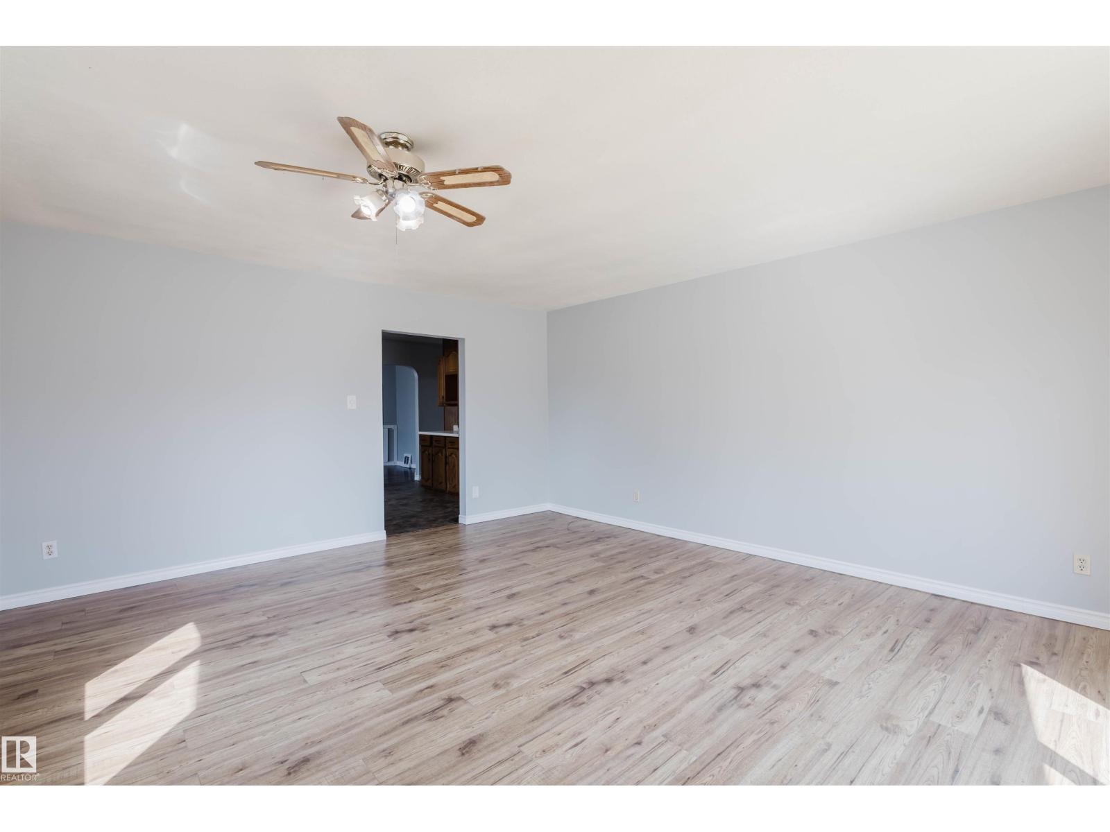 Unknown Address, ,     - Photo 10 - E4486606