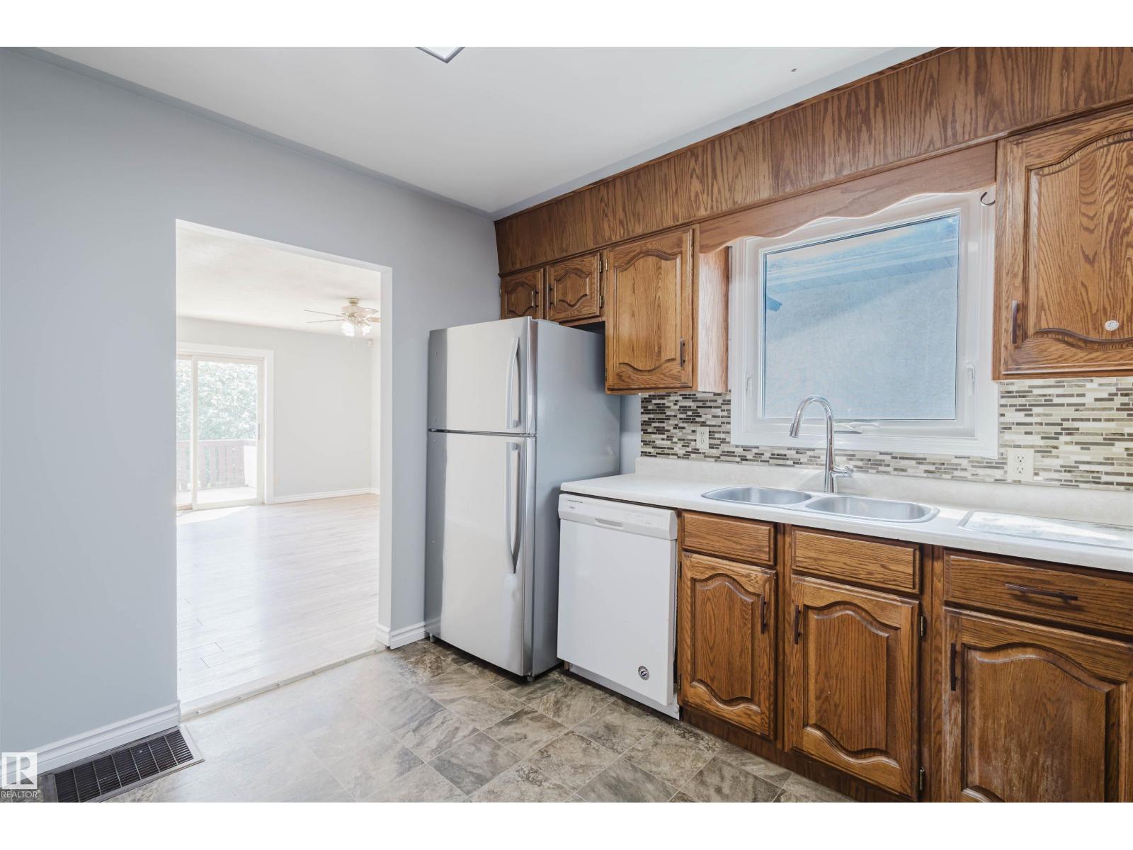 Unknown Address, ,     - Photo 6 - E4486606