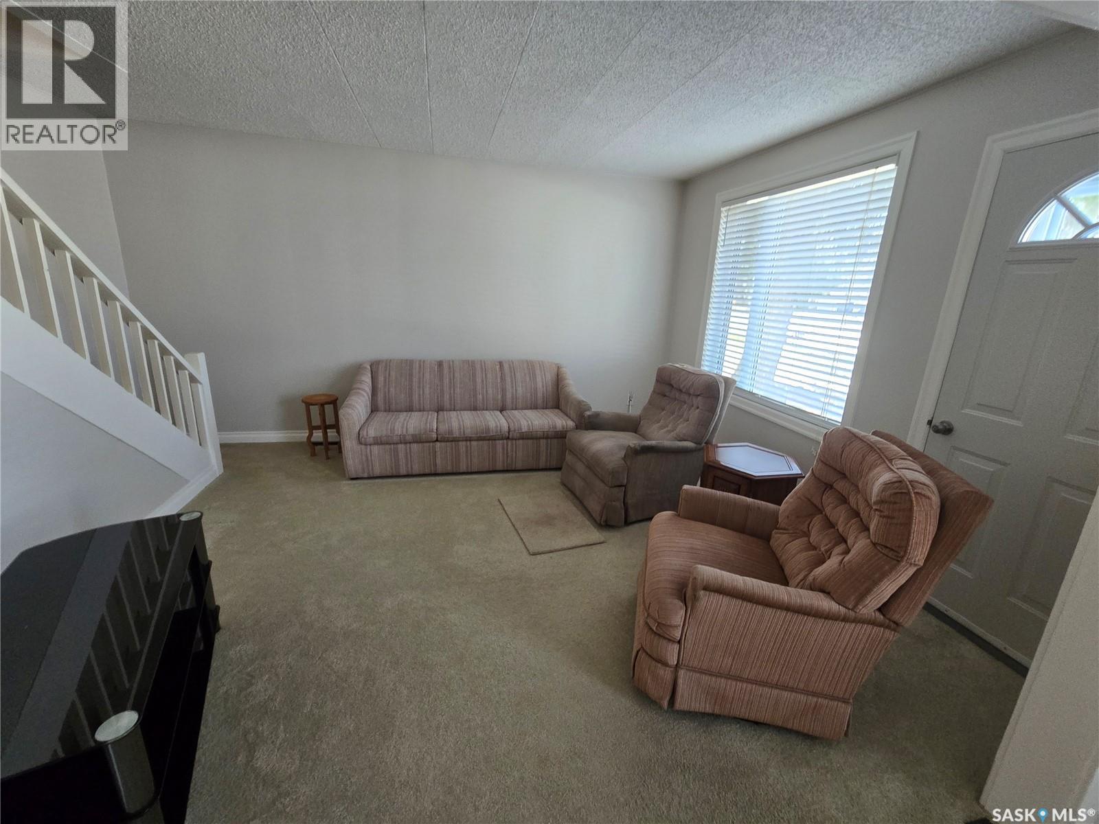 706 Main Street, Kipling, Saskatchewan  S0G 2S0 - Photo 16 - SK035393