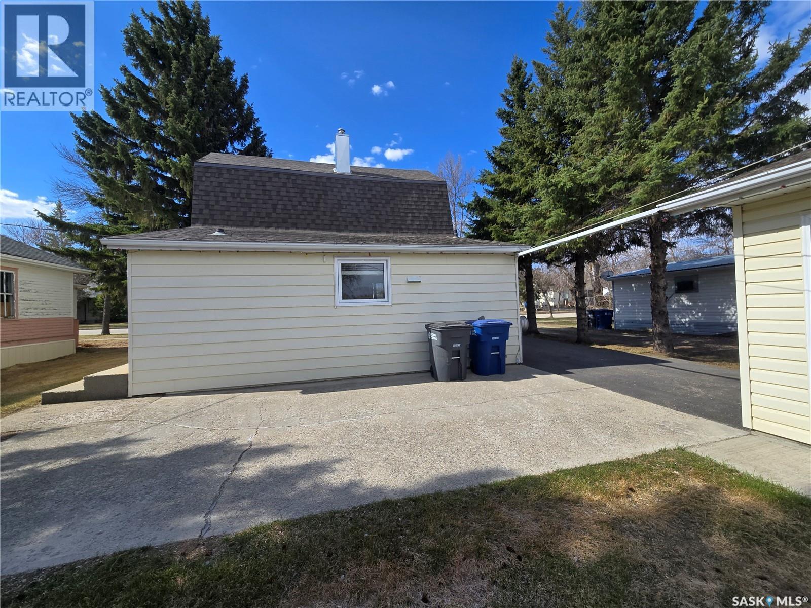 706 Main Street, Kipling, Saskatchewan  S0G 2S0 - Photo 9 - SK035393