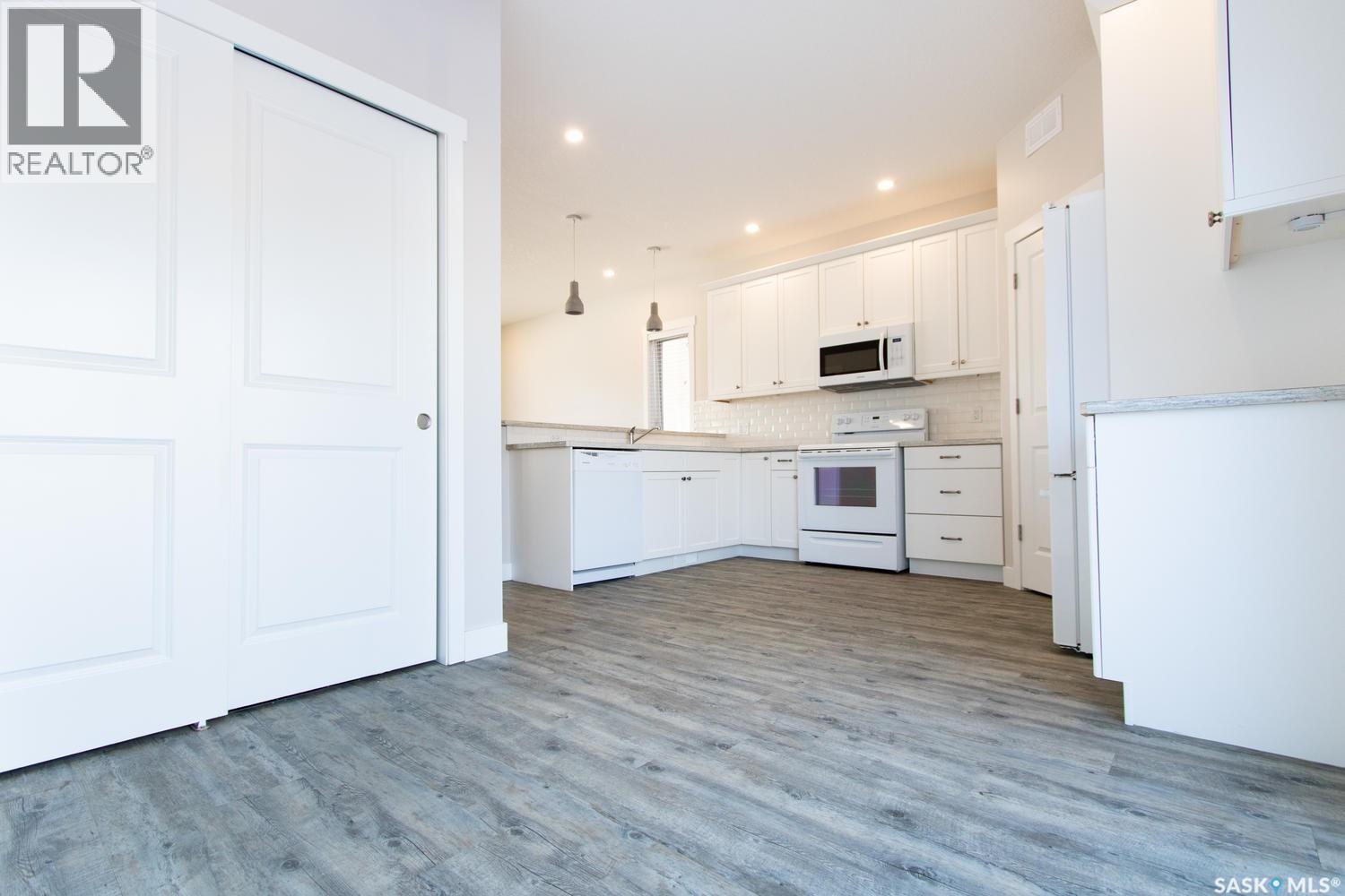 460 Forget Street, Regina, Saskatchewan  S4R 4X9 - Photo 8 - SK035307