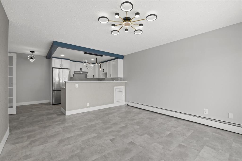110 14881 Marine Drive, White Rock, British Columbia  V4B 1C2 - Photo 5 - R3120901