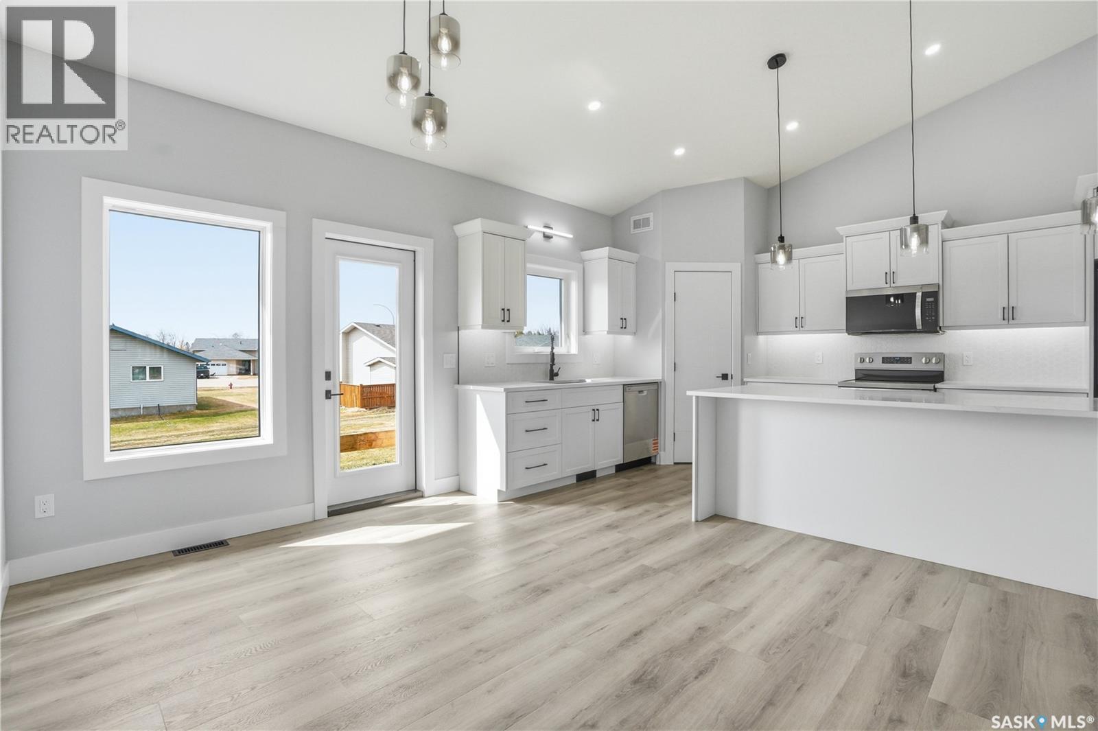 208 2nd Street S, Waldheim, Saskatchewan  S0K 4R0 - Photo 19 - SK035180