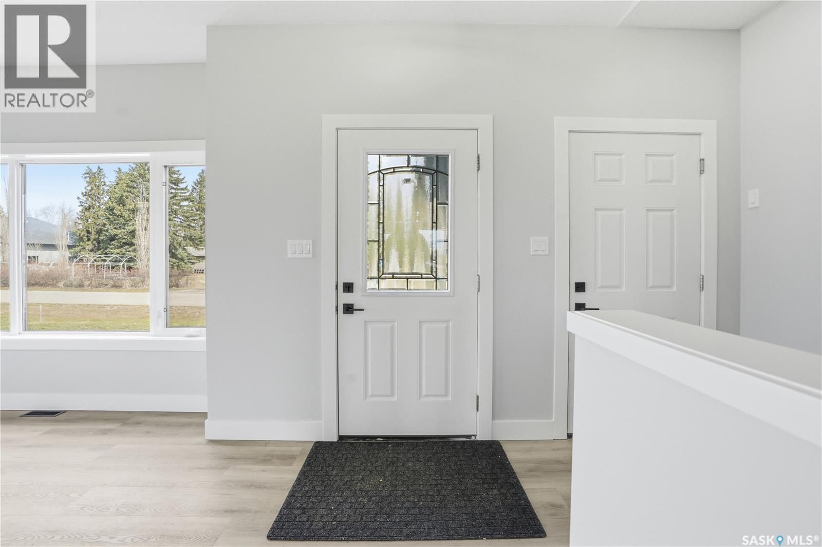 208 2nd Street S, Waldheim, Saskatchewan  S0K 4R0 - Photo 4 - SK035180