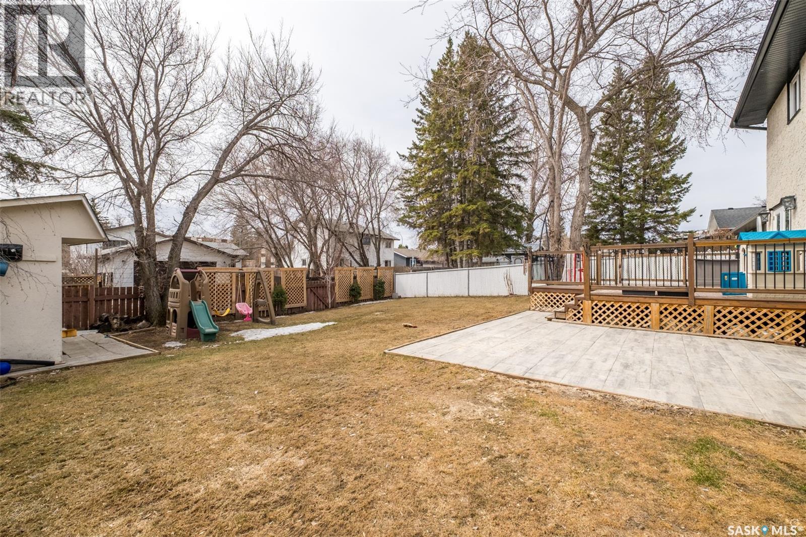 1289 Gillmor Crescent, Prince Albert, Saskatchewan  S6V 6A8 - Photo 32 - SK035084