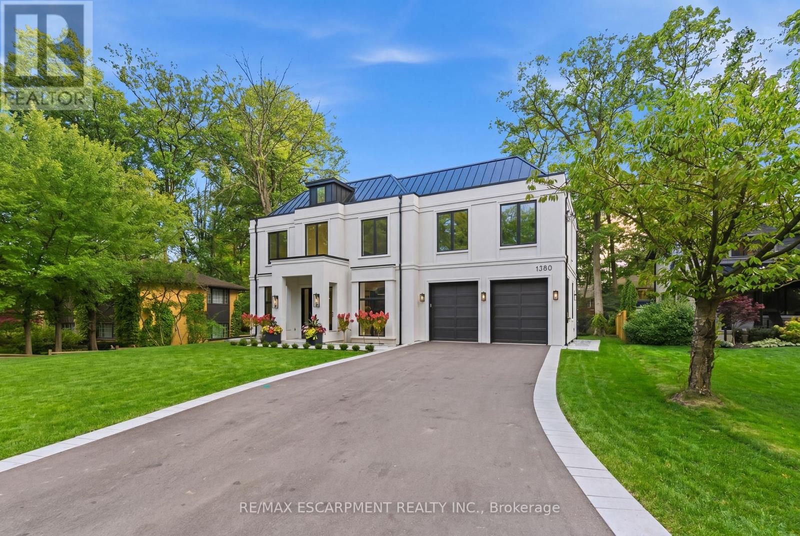 1380 Birchwood Heights Drive, Mississauga, Ontario  L5G 2Y2 - Photo 2 - W13004658