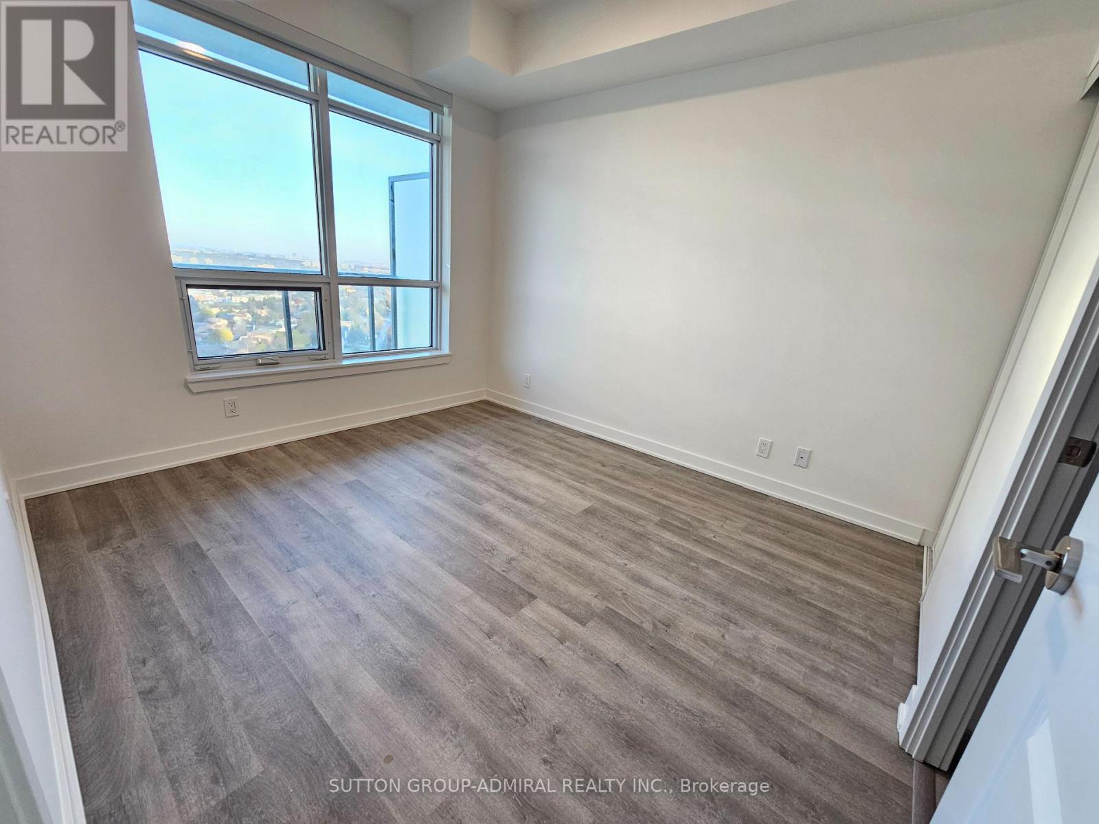 2408 - 30 Upper Mall Way, Vaughan, Ontario  L4J 4P8 - Photo 7 - N13103040
