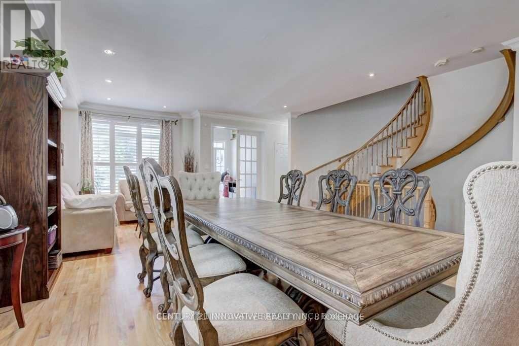 19 Brookgreene Crescent, Richmond Hill, Ontario  L4C 0M1 - Photo 6 - N13103118