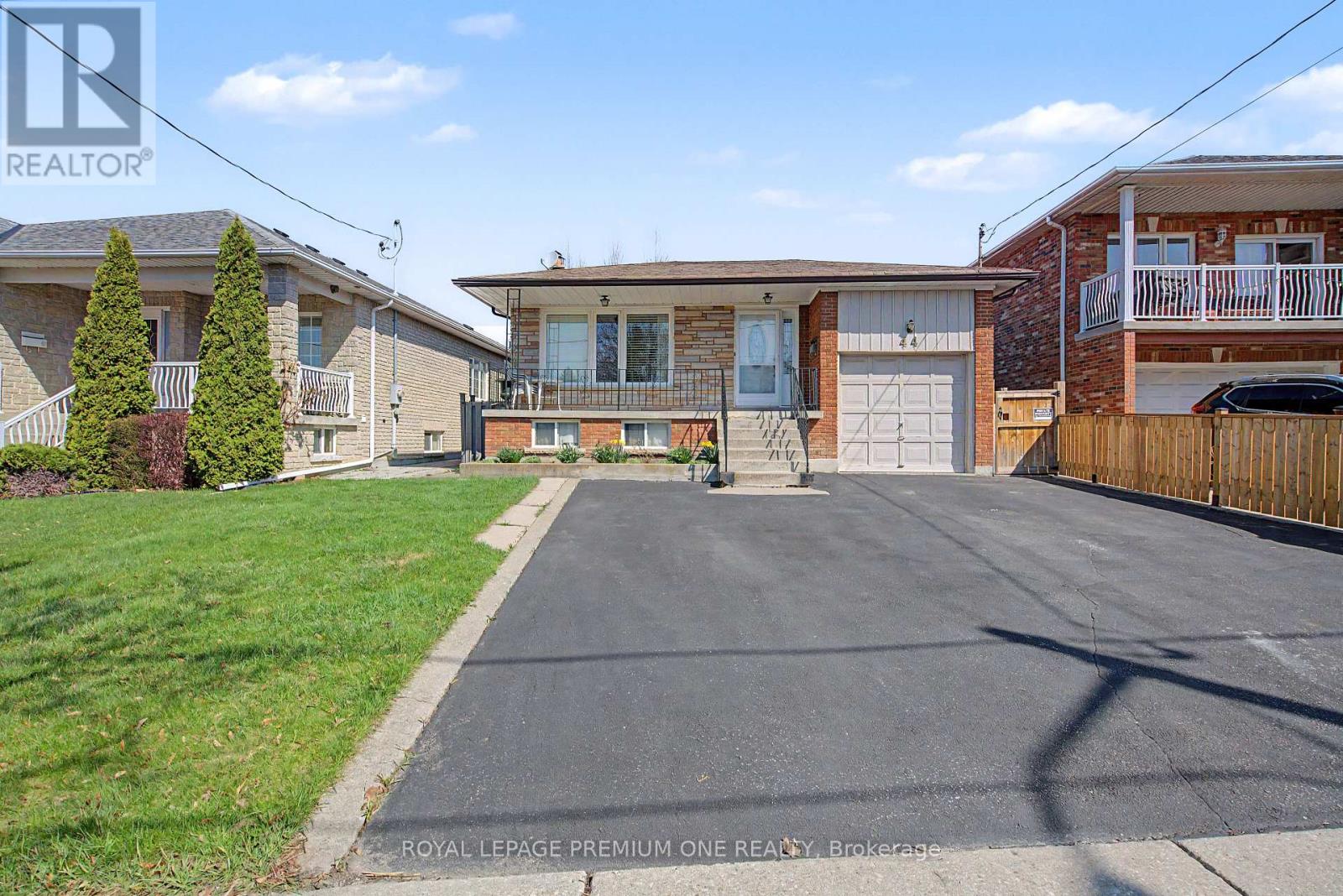 44 Ellerby Square N, Vaughan, Ontario  L4L 1N1 - Photo 2 - N13103214