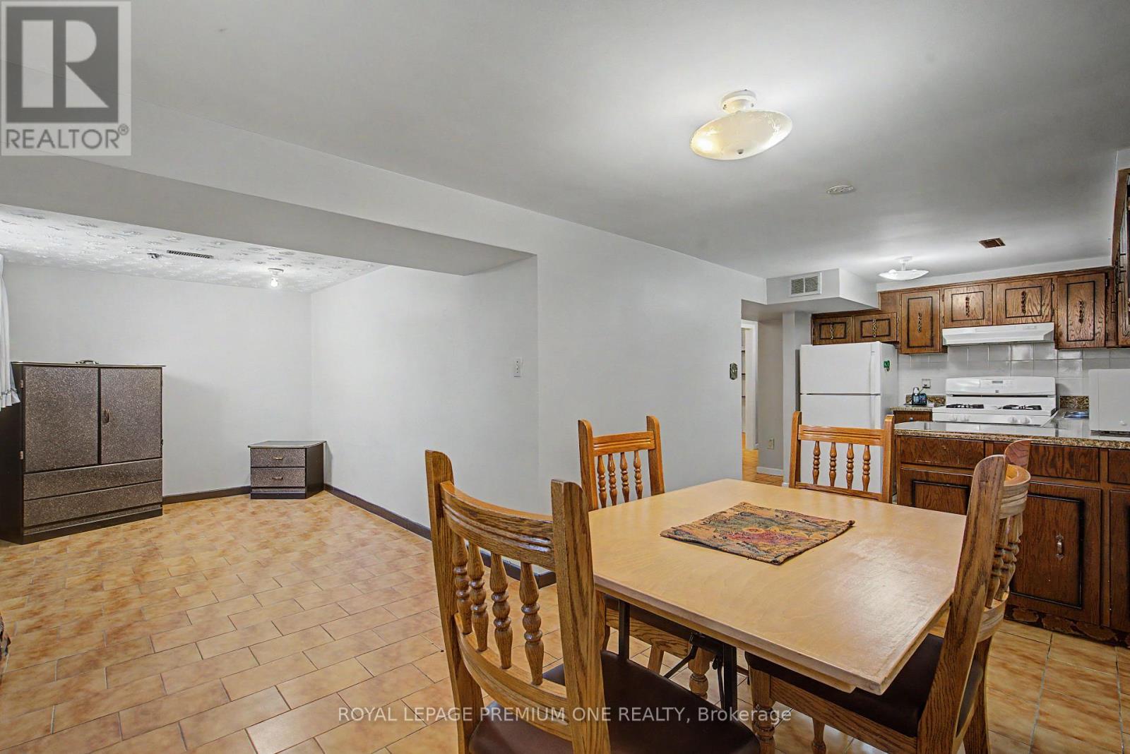 44 Ellerby Square N, Vaughan, Ontario  L4L 1N1 - Photo 22 - N13103214