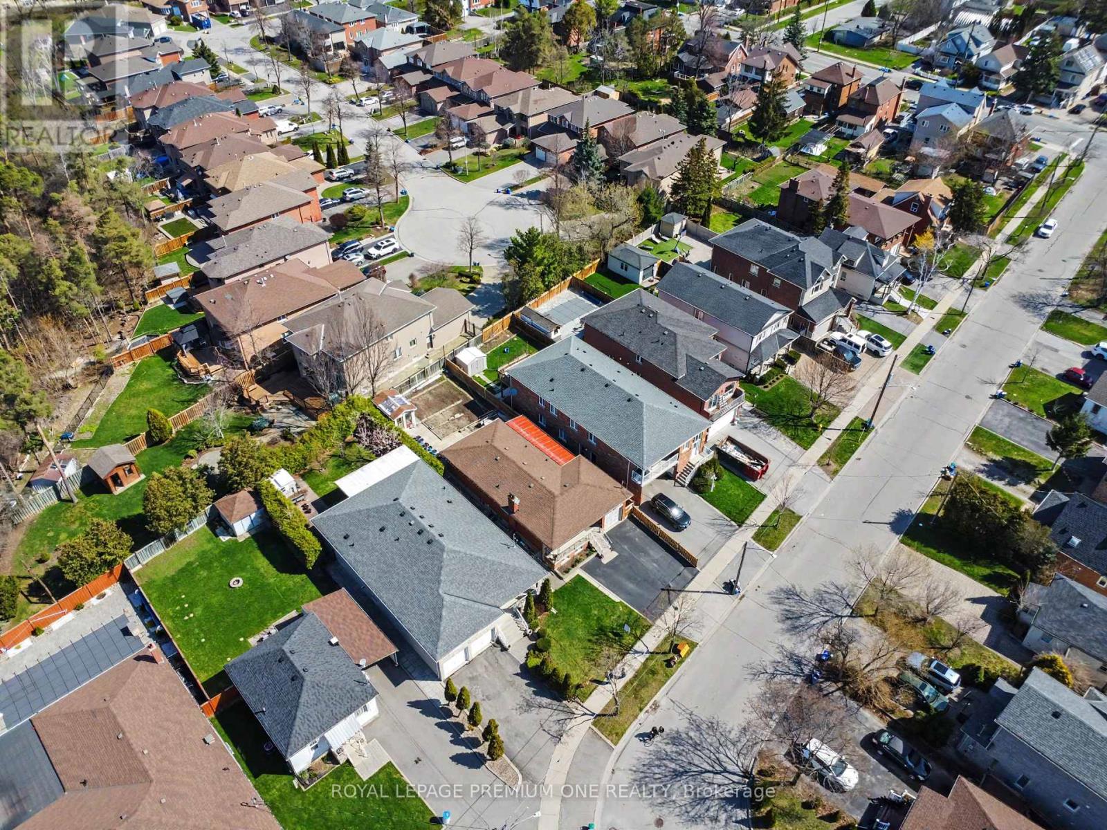 44 Ellerby Square N, Vaughan, Ontario  L4L 1N1 - Photo 43 - N13103214