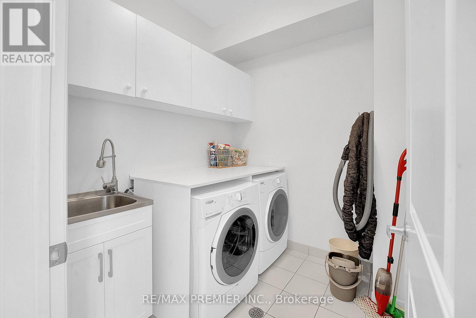 27 Powseland Crescent, Vaughan, Ontario  L4L 0C5 - Photo 29 - N13103250