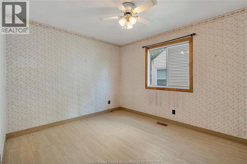3666 Girardot Street, Windsor, Ontario  N9C 1W5 - Photo 13 - 26010540
