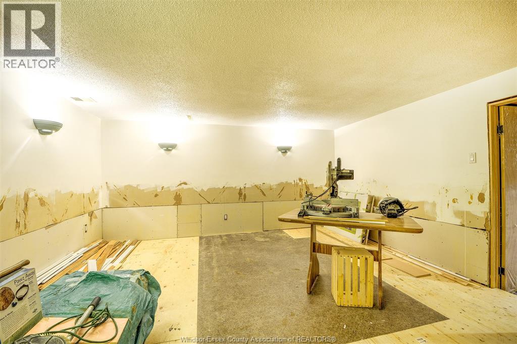 9445-9447 Alten Drive, Windsor, Ontario  N8R 1V9 - Photo 21 - 26010532