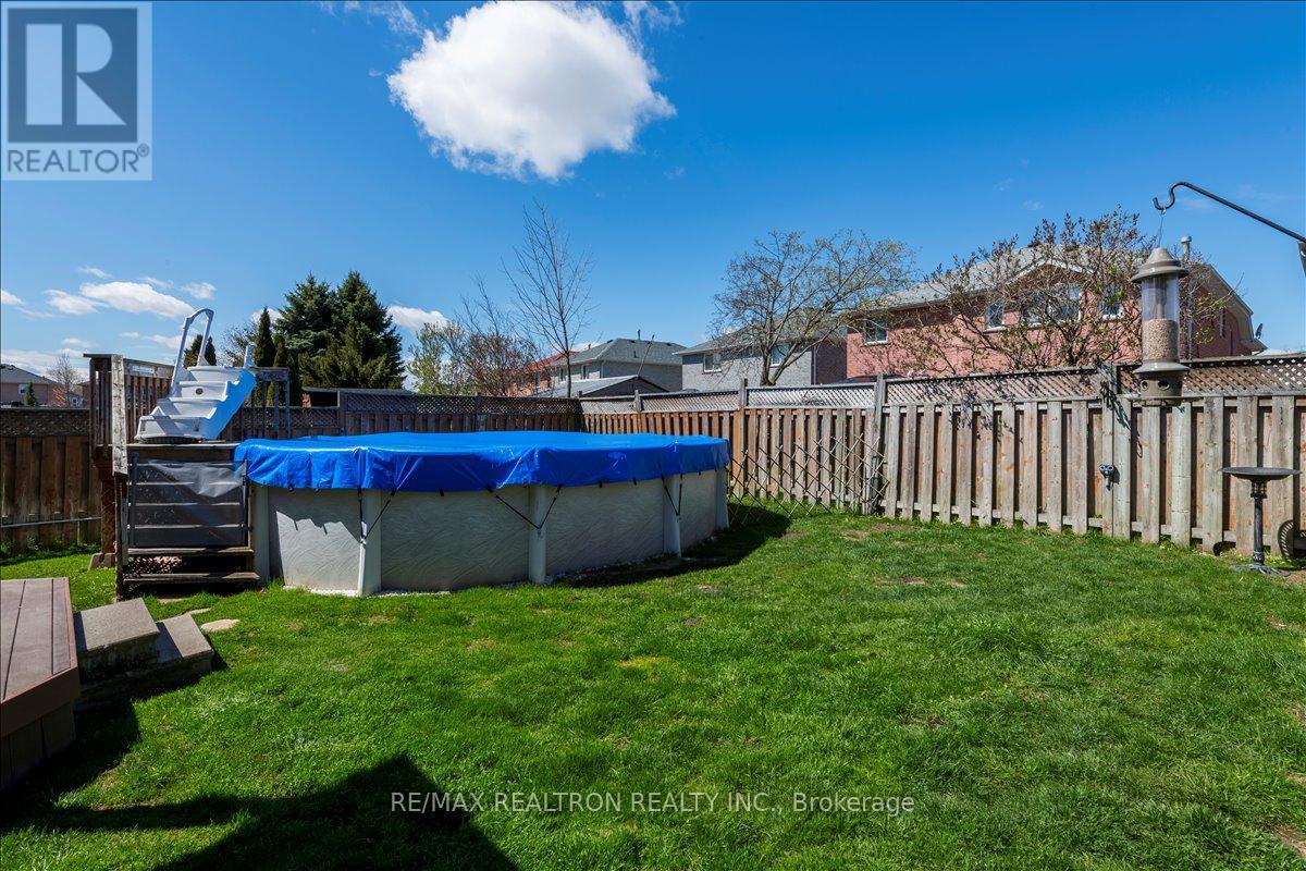 16 Bear Creek Drive, Barrie, Ontario  L4N 9M9 - Photo 32 - S13103192