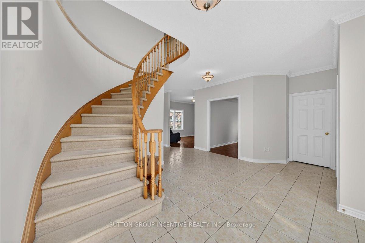 6 Silvercreek Crescent, Barrie (Ardagh), Ontario  L4N 0Z8 - Photo 14 - S13103290