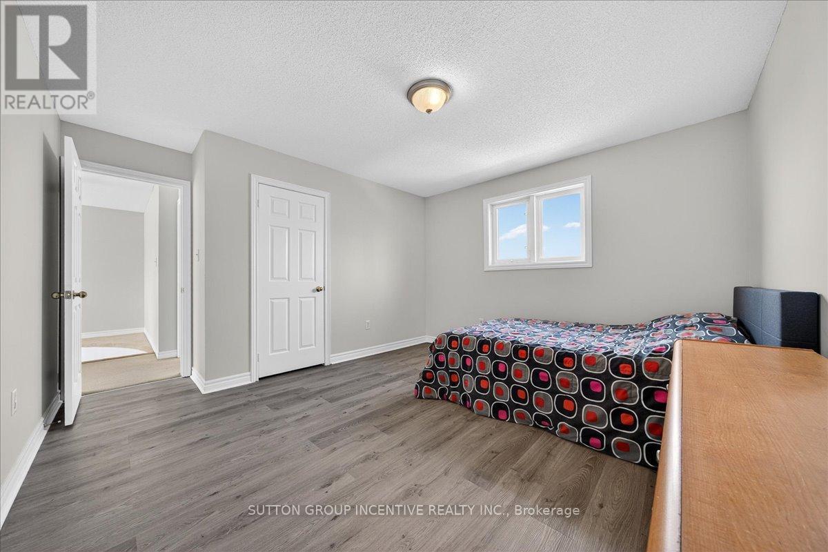 6 Silvercreek Crescent, Barrie (Ardagh), Ontario  L4N 0Z8 - Photo 21 - S13103290