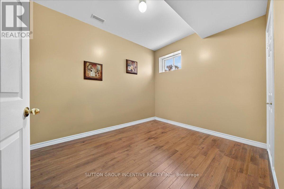 6 Silvercreek Crescent, Barrie (Ardagh), Ontario  L4N 0Z8 - Photo 29 - S13103290
