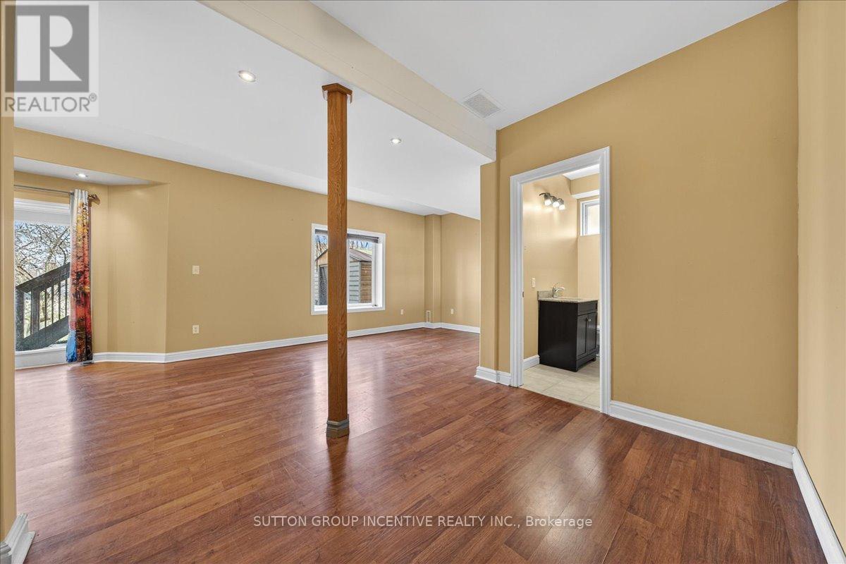 6 Silvercreek Crescent, Barrie (Ardagh), Ontario  L4N 0Z8 - Photo 33 - S13103290