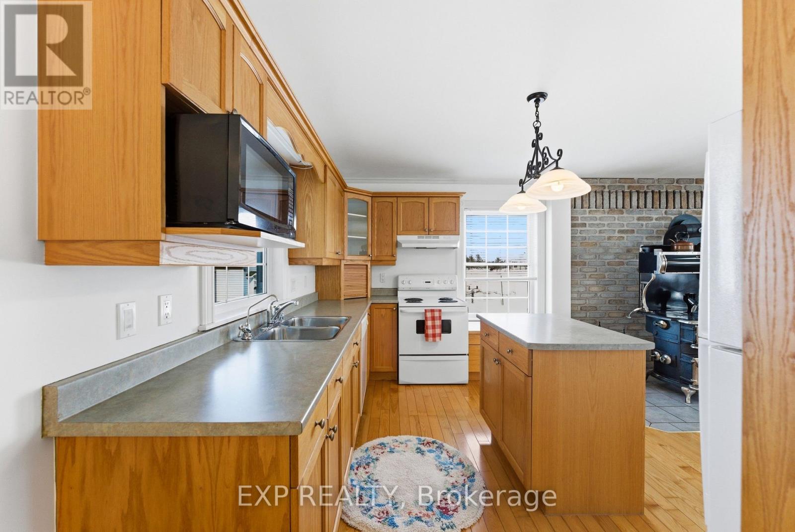 53 Rockies Road, Tweed, Ontario  K0K 2K0 - Photo 13 - X12806154