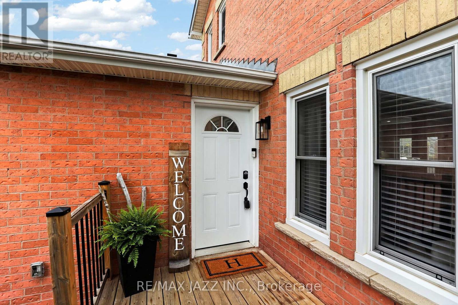 67 Mcknight Crescent, New Tecumseth (Tottenham), Ontario  L0G 1W0 - Photo 3 - N13092790