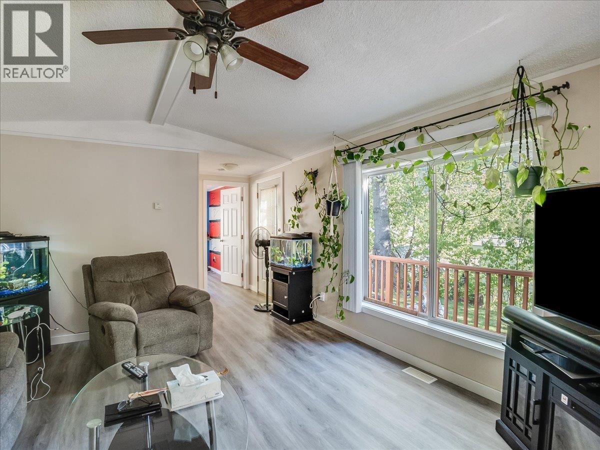 4029 Broadwater Road Unit# 15, Castlegar, British Columbia  V1N 4V6 - Photo 18 - 10386339