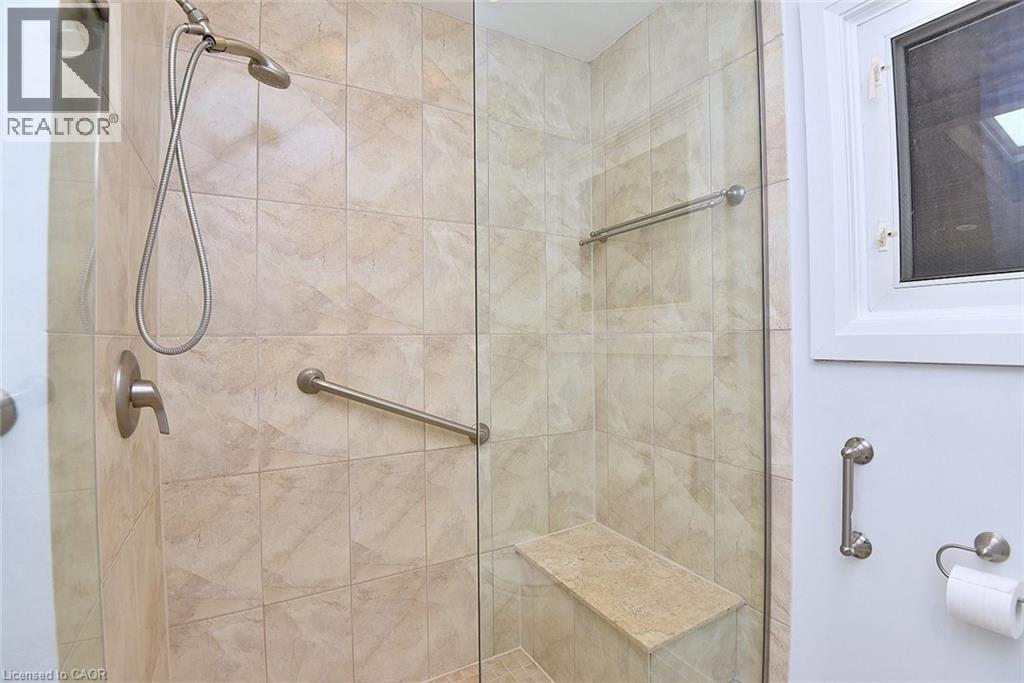 1338 De Quincy Crescent, Burlington, Ontario  L7P 1E4 - Photo 16 - 40828302