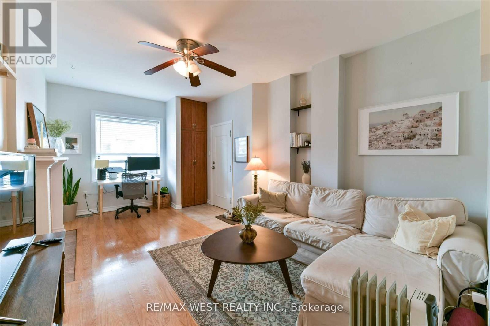 Main Fl - 734 Indian Road, Toronto, Ontario  M6P 2E3 - Photo 5 - W13103024