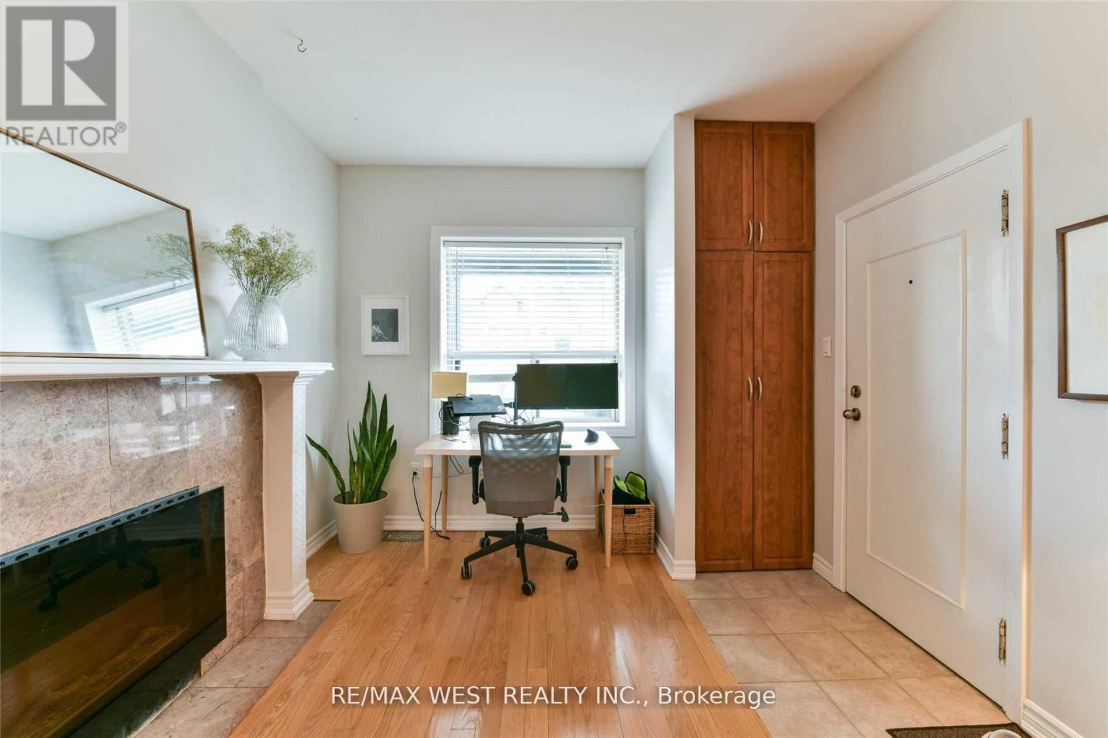 Main Fl - 734 Indian Road, Toronto, Ontario  M6P 2E3 - Photo 7 - W13103024