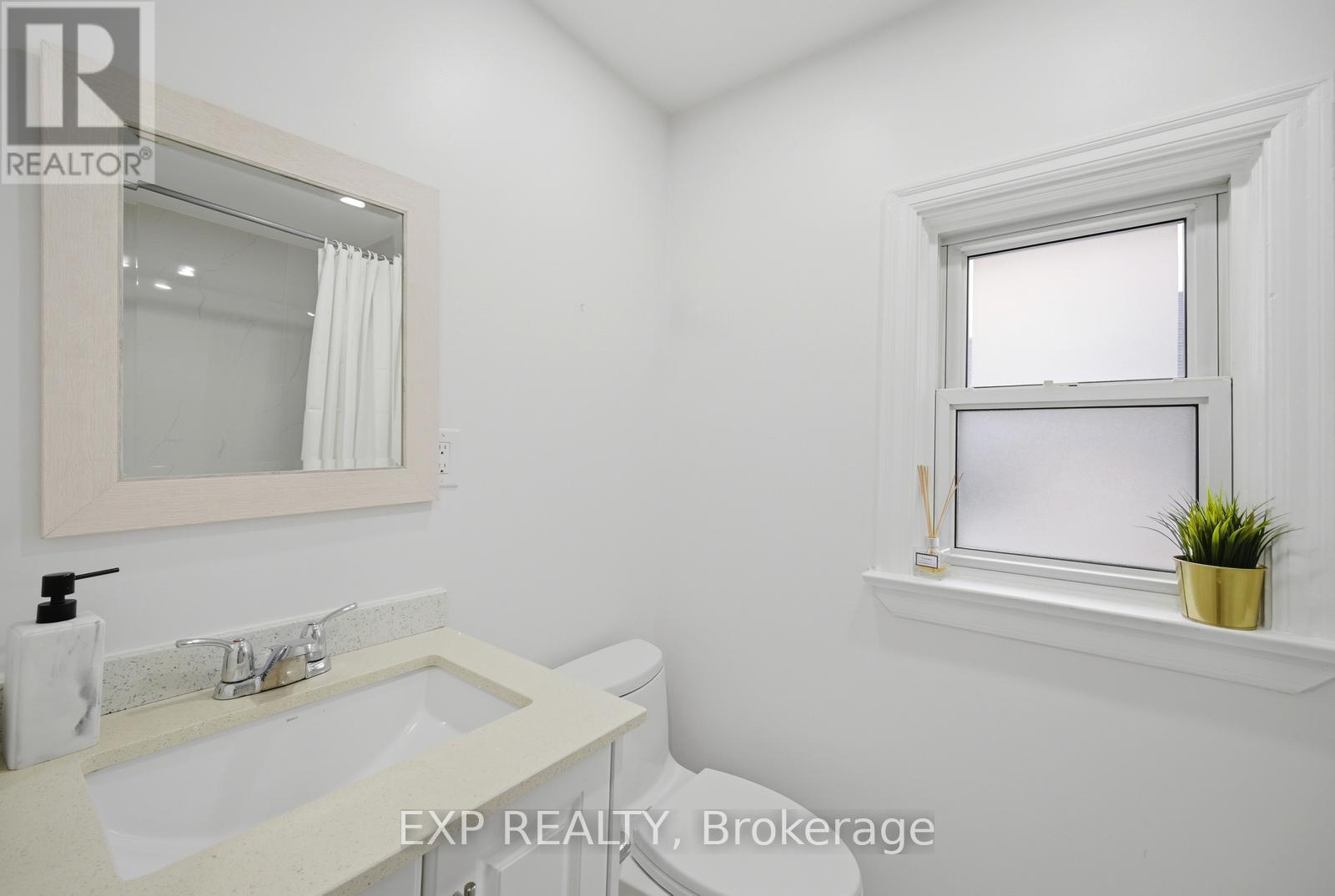 355 Culford Road, Toronto, Ontario  M6L 2V8 - Photo 13 - W13103074