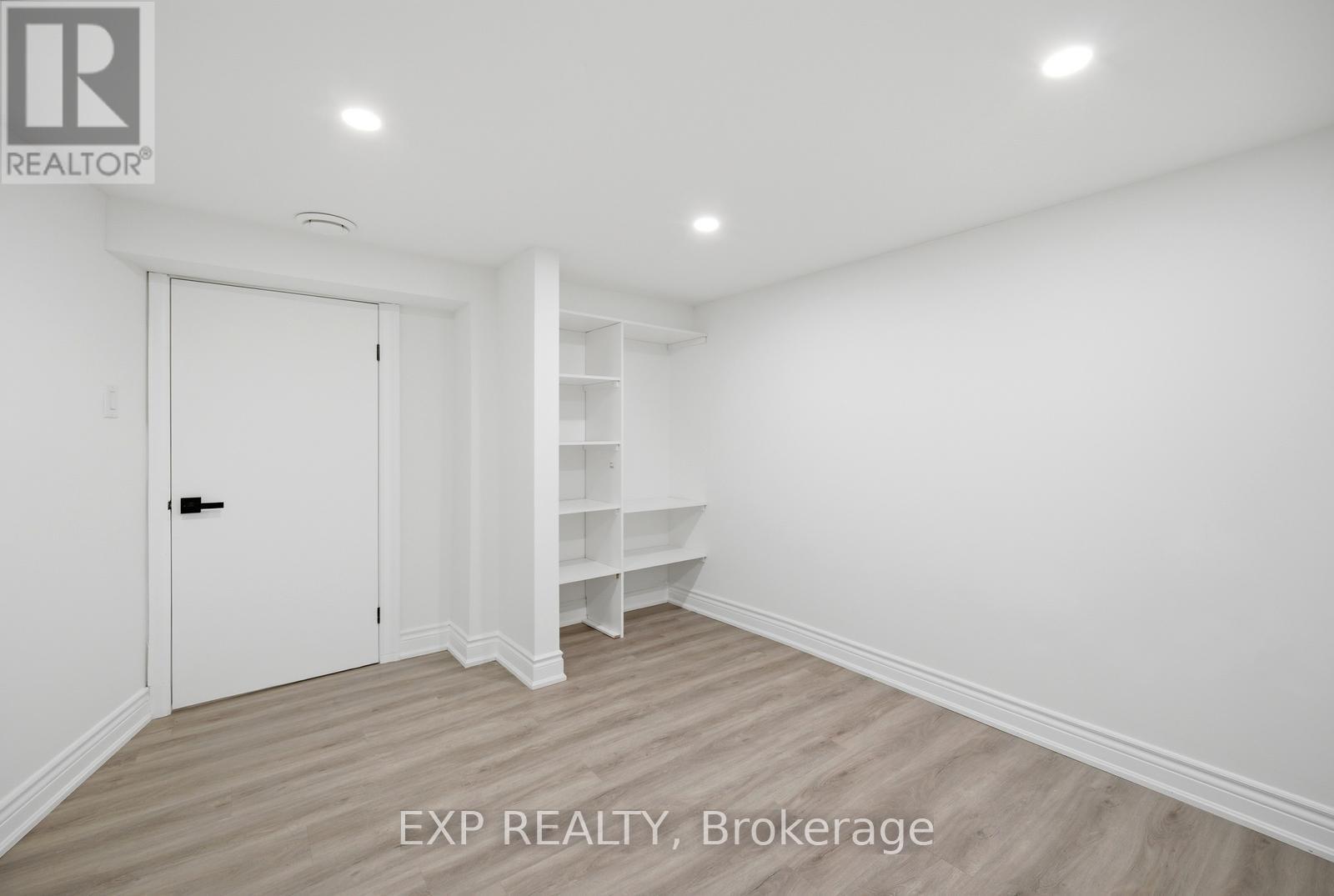 355 Culford Road, Toronto, Ontario  M6L 2V8 - Photo 17 - W13103074