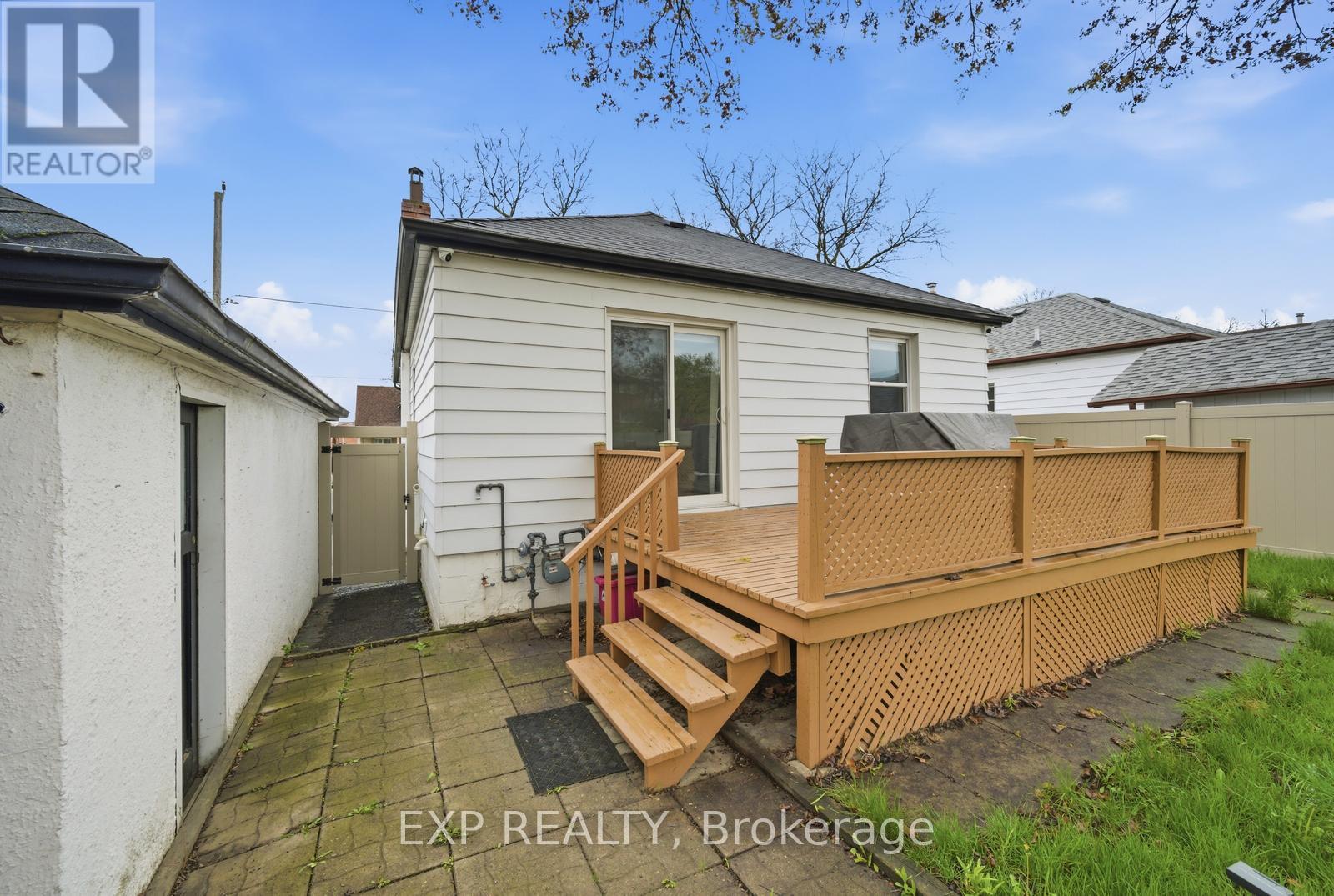355 Culford Road, Toronto, Ontario  M6L 2V8 - Photo 22 - W13103074