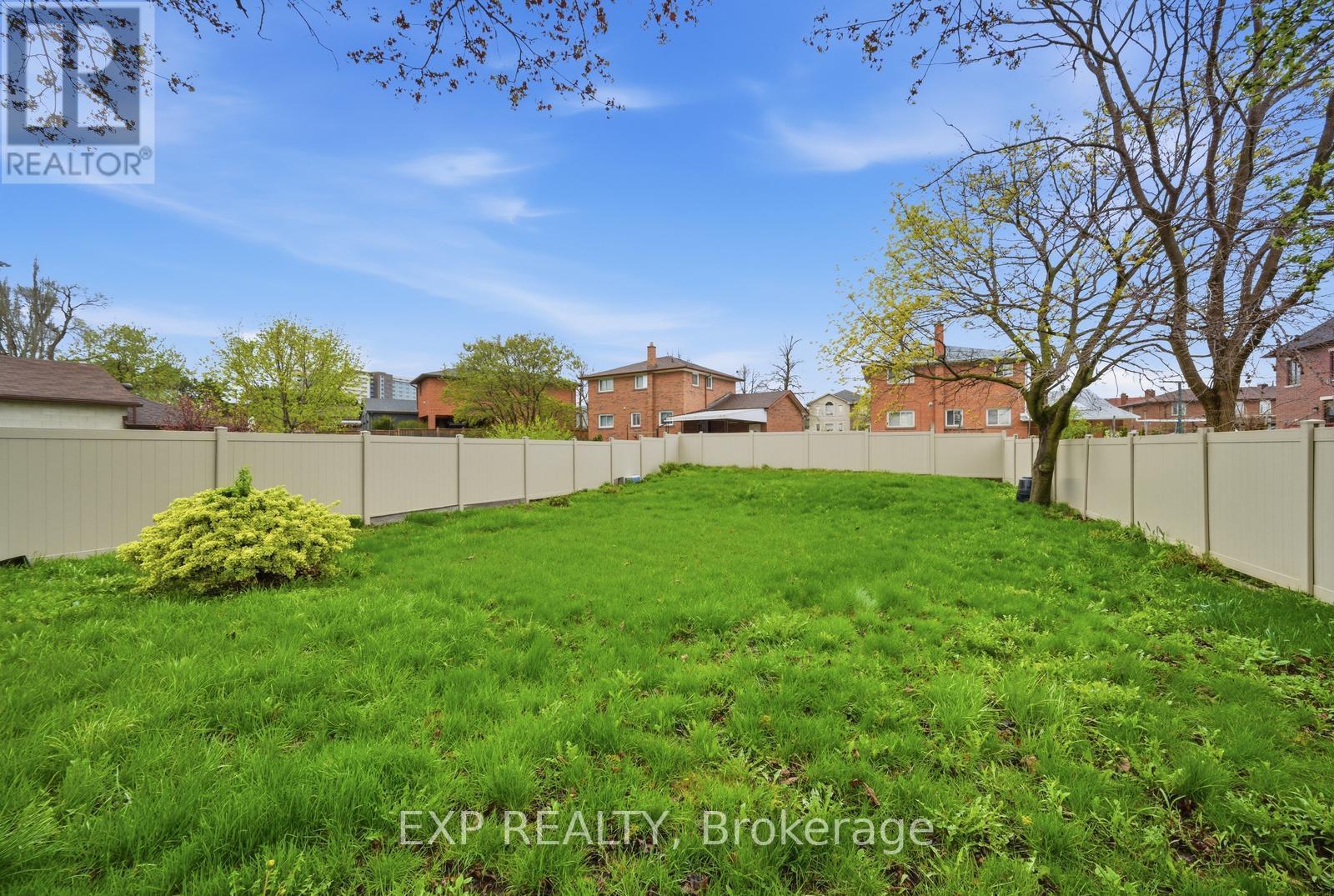 355 Culford Road, Toronto, Ontario  M6L 2V8 - Photo 24 - W13103074