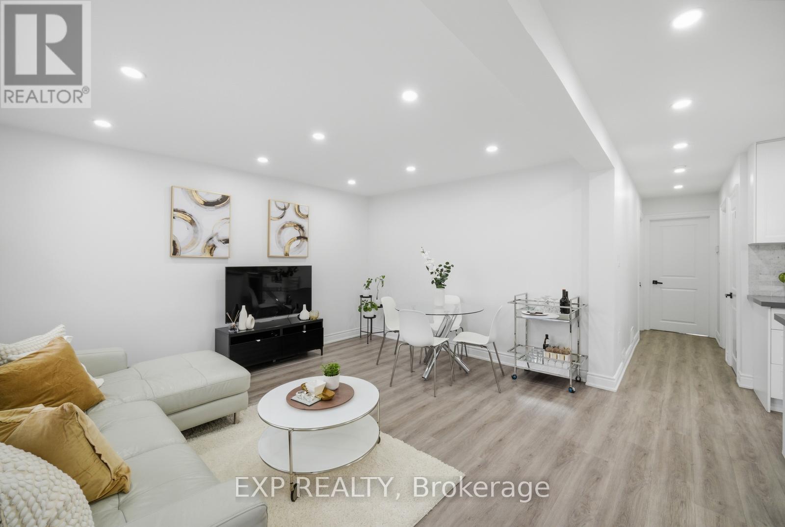 355 Culford Road, Toronto, Ontario  M6L 2V8 - Photo 3 - W13103074