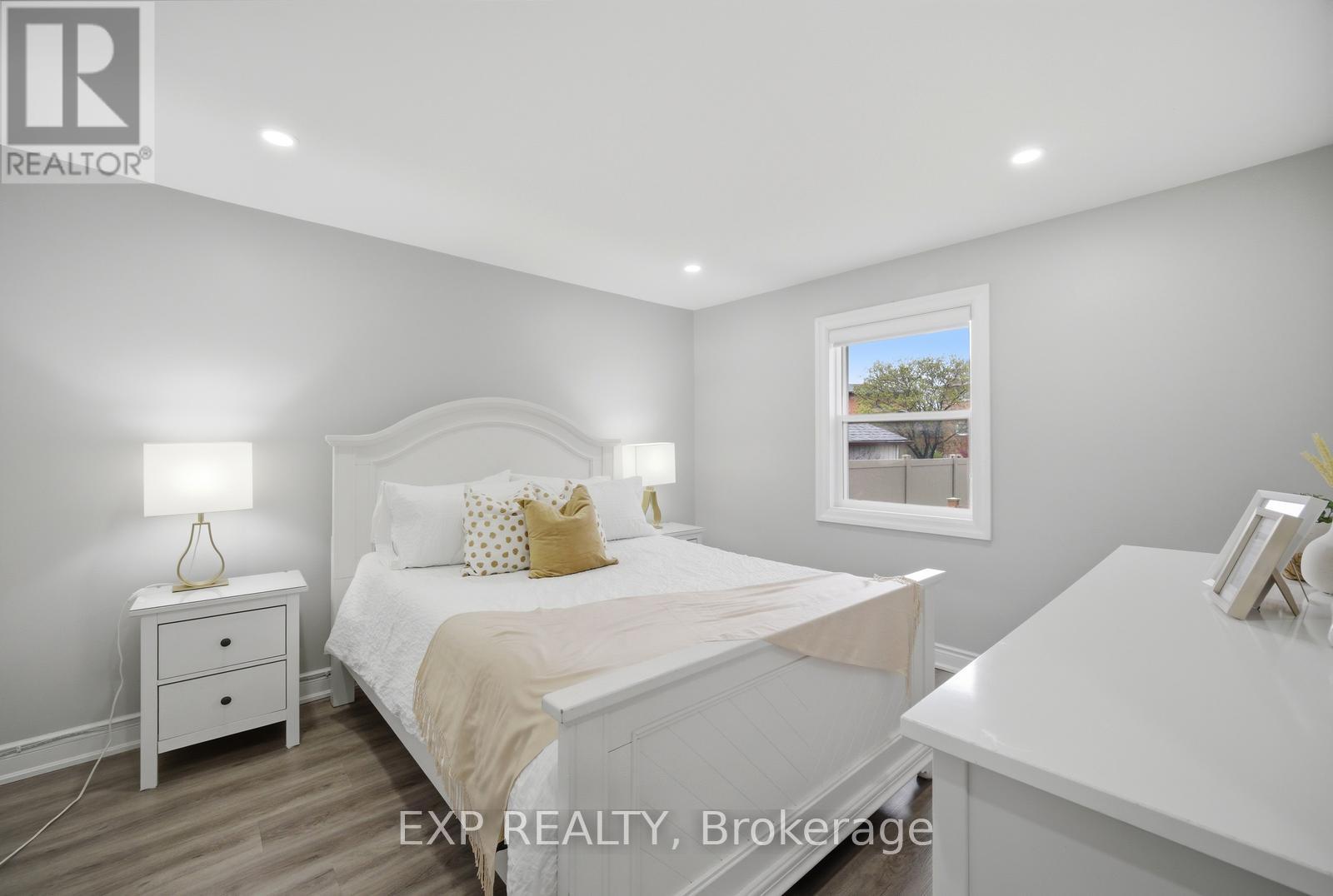 355 Culford Road, Toronto, Ontario  M6L 2V8 - Photo 9 - W13103074