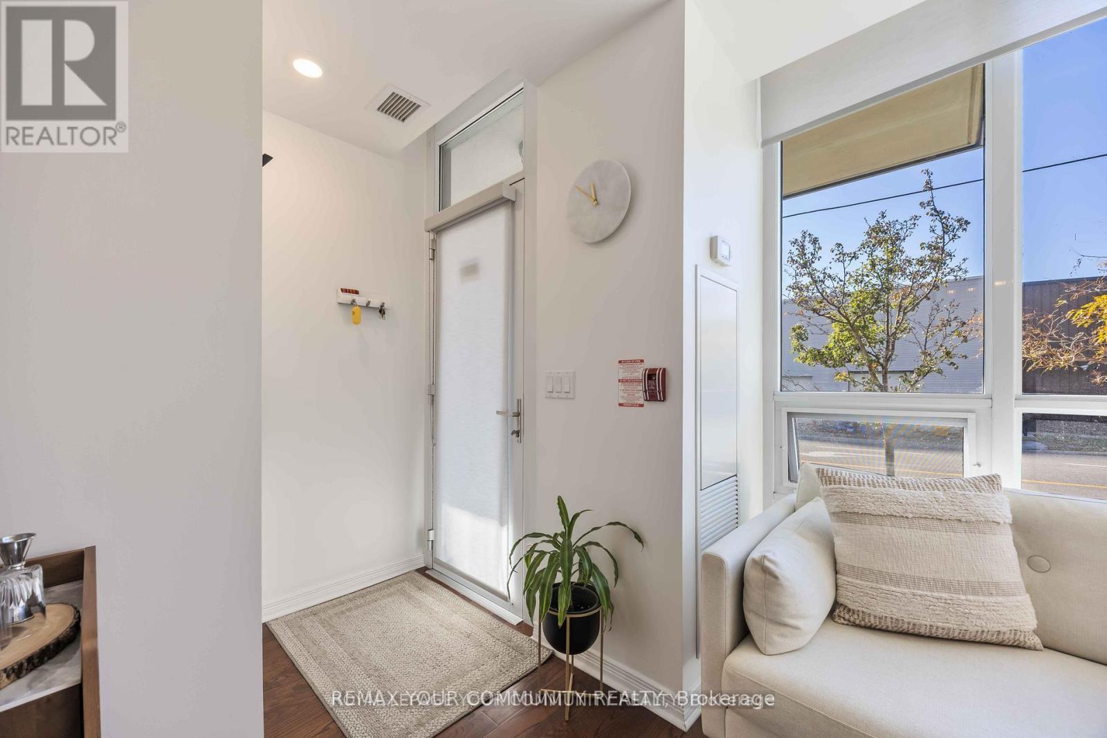 102 - 15 Legion Road, Toronto, Ontario  M8V 0A9 - Photo 6 - W13103098