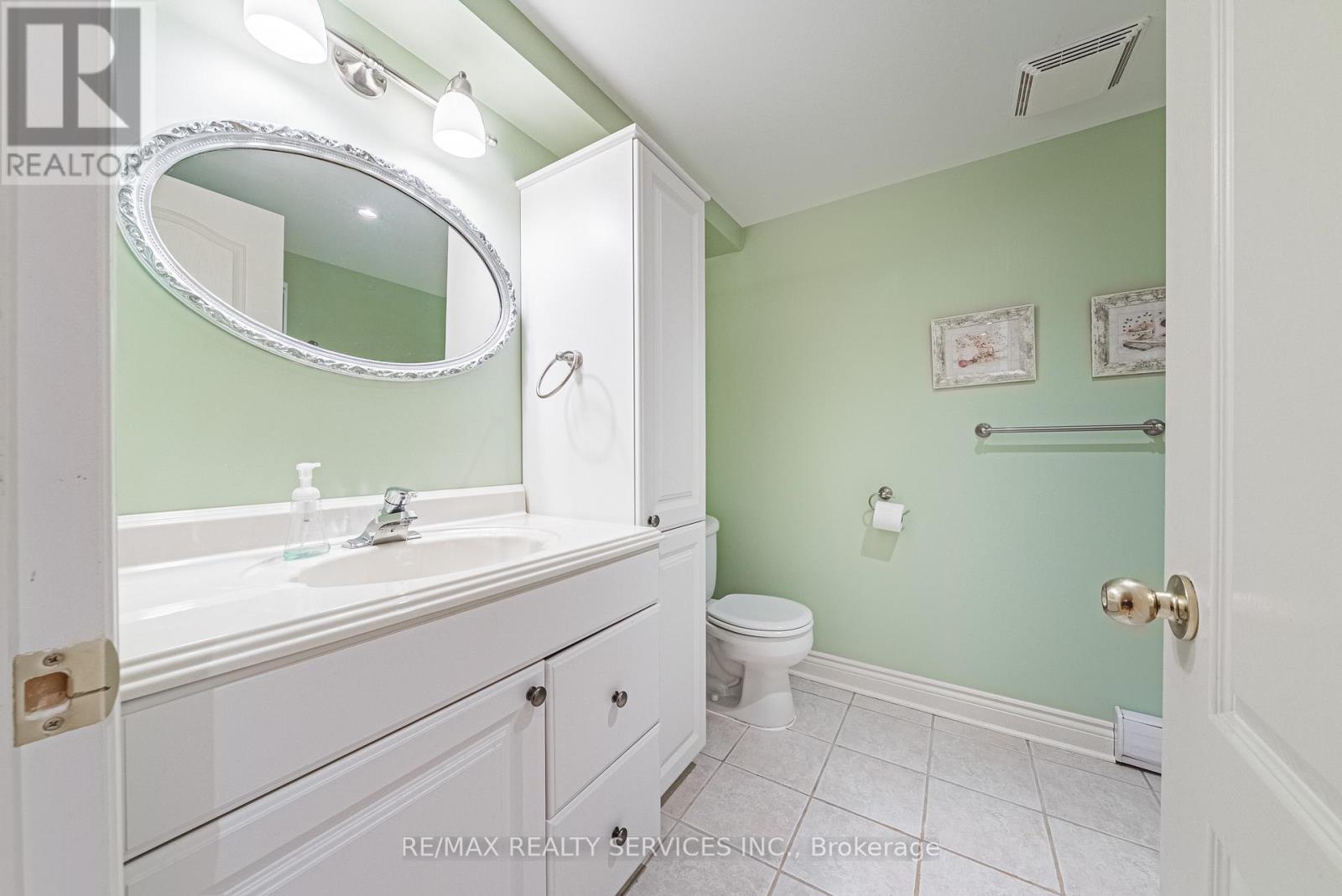 16 Sunridge Street, Brampton, Ontario  L7A 1W6 - Photo 24 - W13103102
