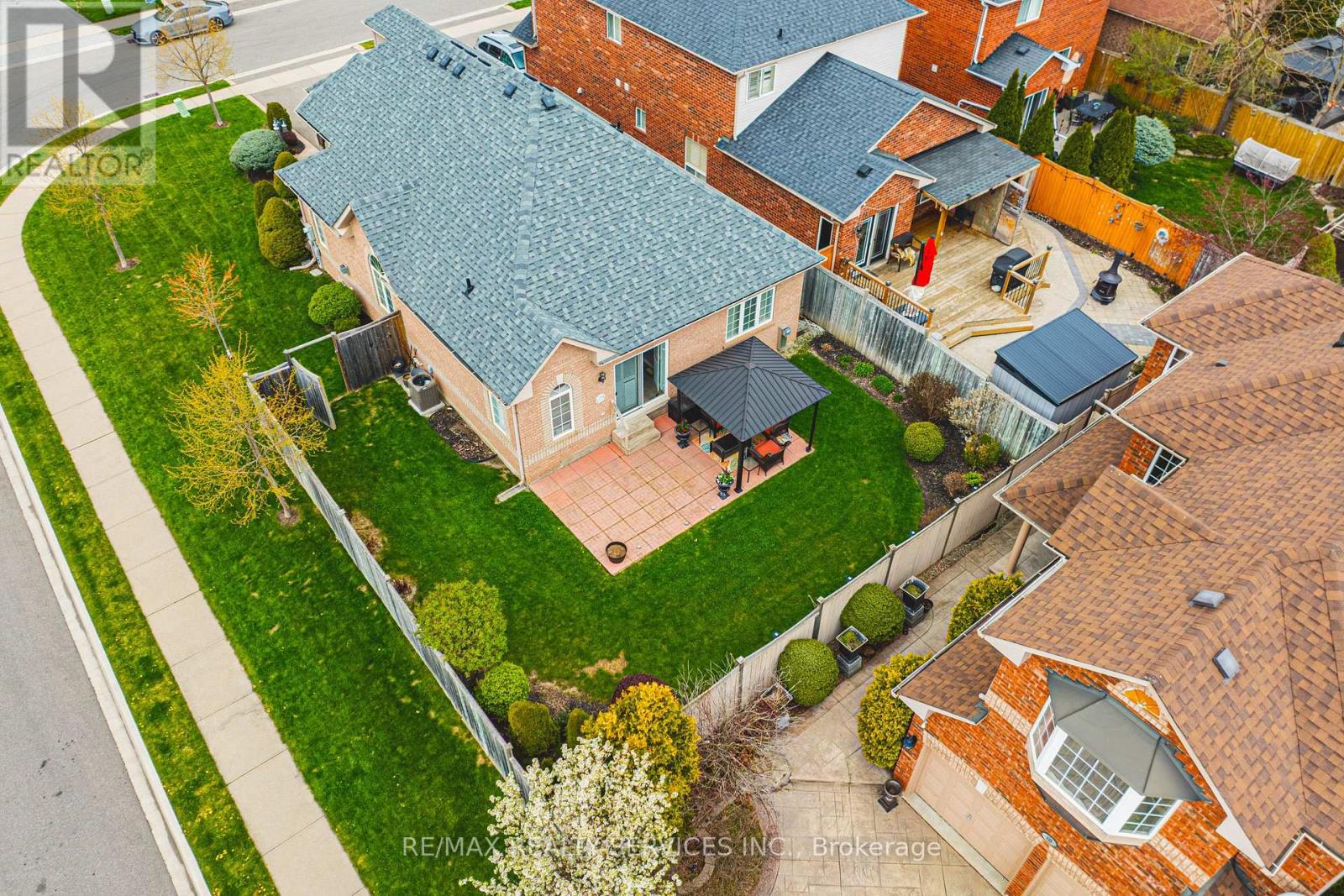 16 Sunridge Street, Brampton, Ontario  L7A 1W6 - Photo 28 - W13103102