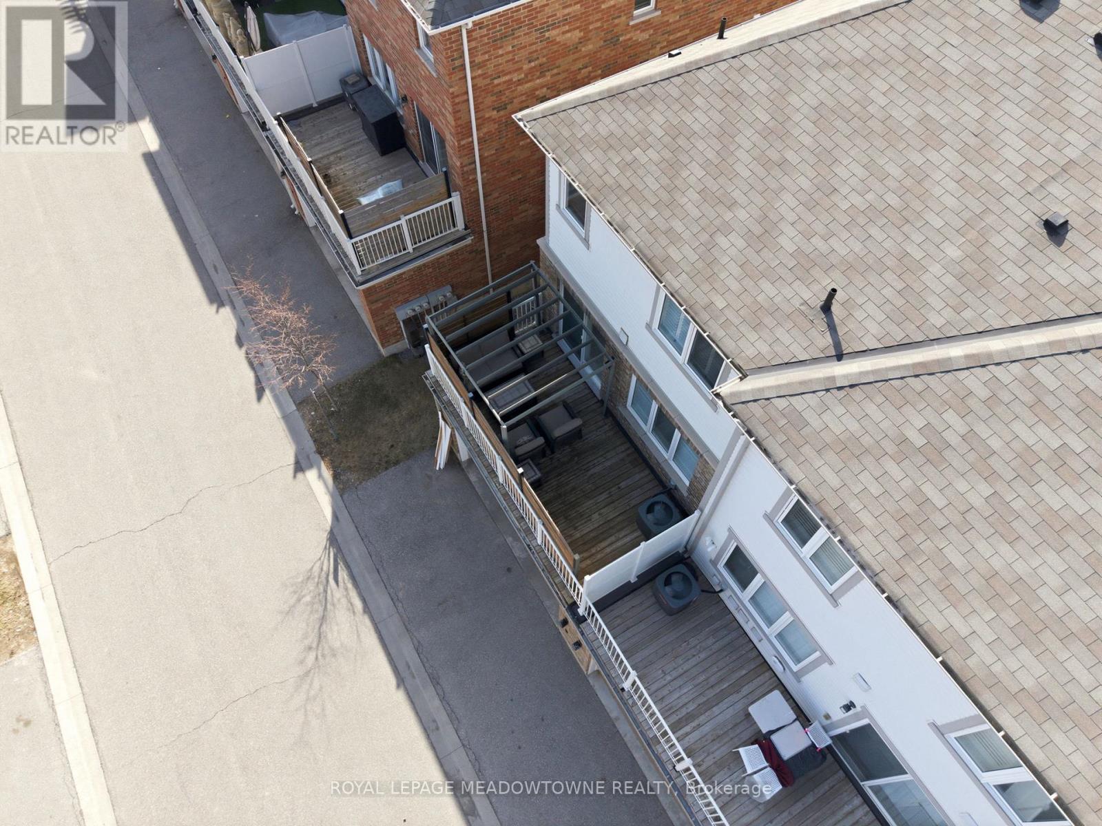 112 Whitlock Avenue, Milton, Ontario  L9E 1G3 - Photo 32 - W13103140