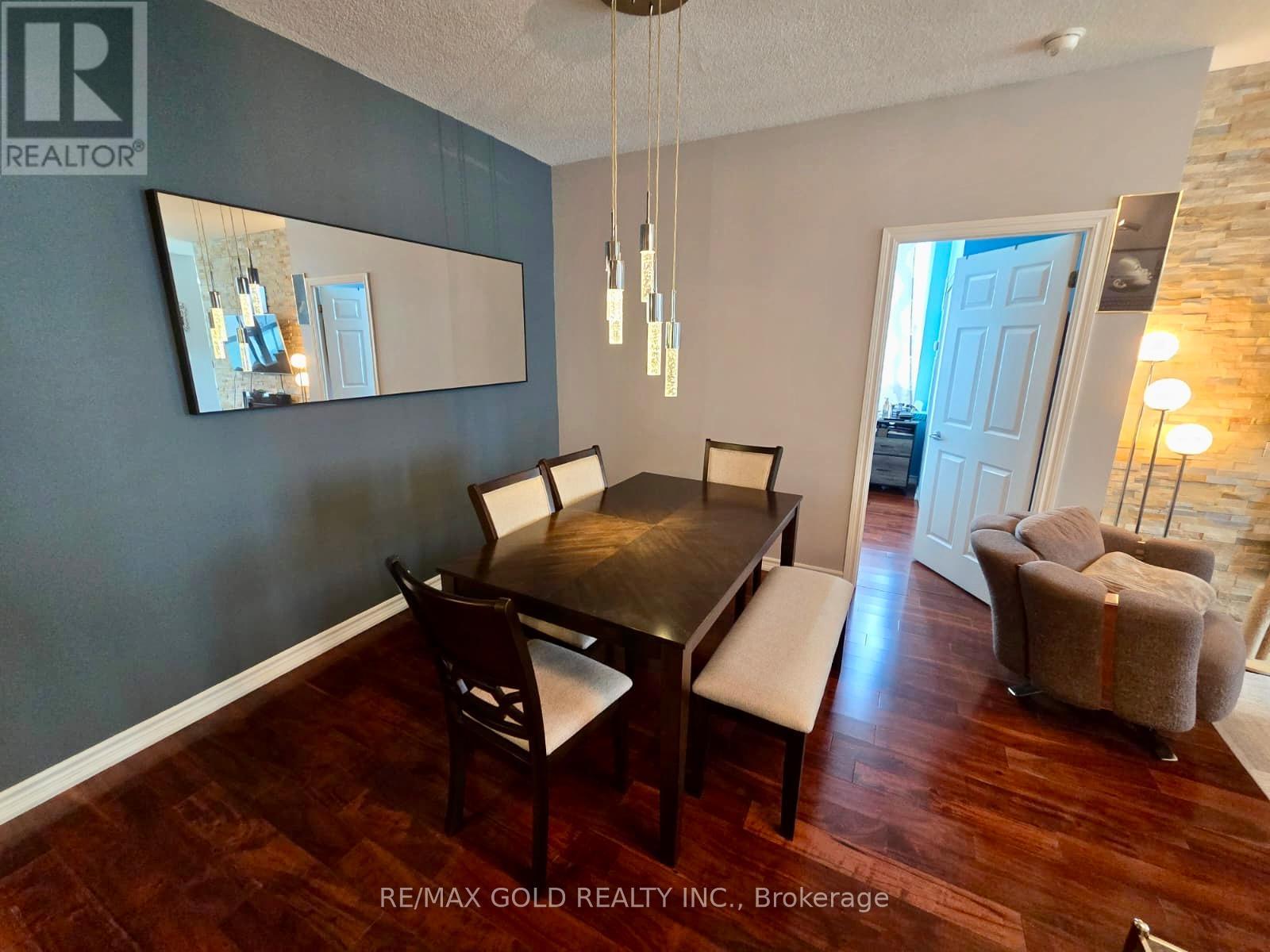 1607 - 3504 Hurontario Street, Mississauga, Ontario  L5B 0B9 - Photo 4 - W13103232