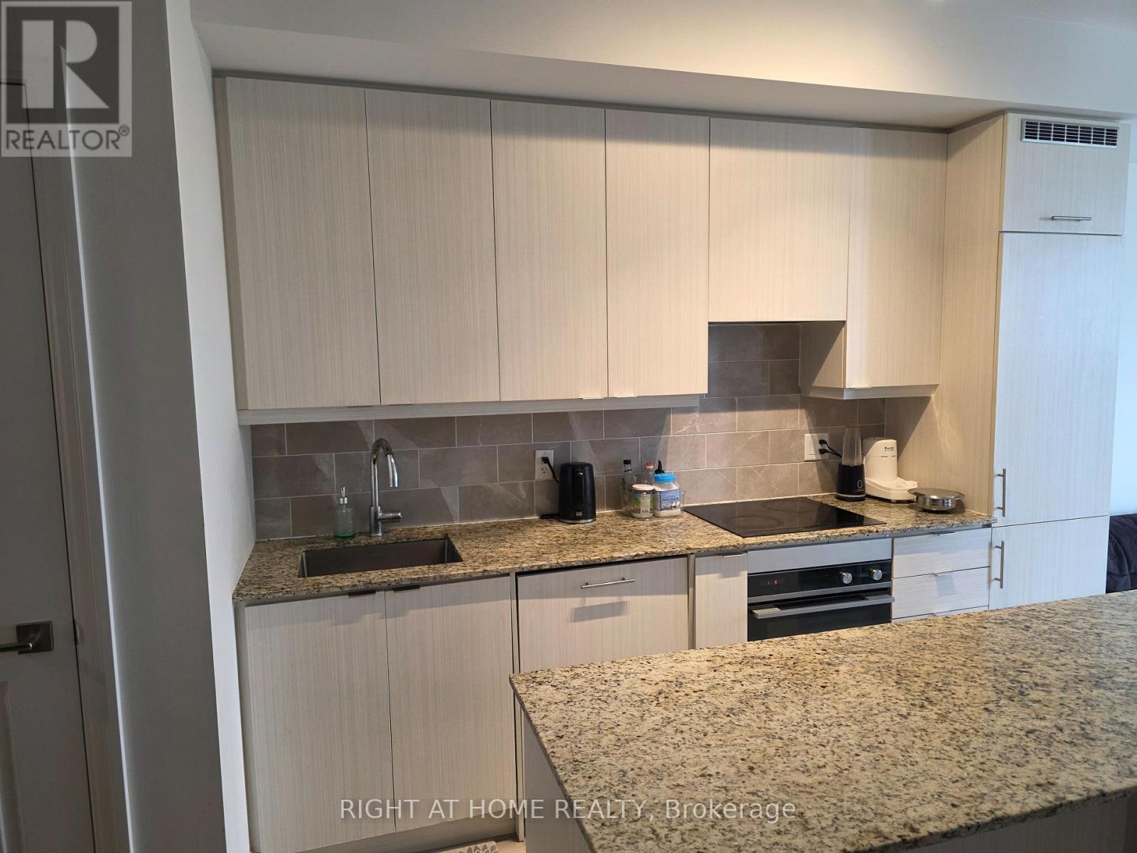 1006 - 36 Elm Drive W, Mississauga, Ontario  L5B 0N3 - Photo 14 - W13103284
