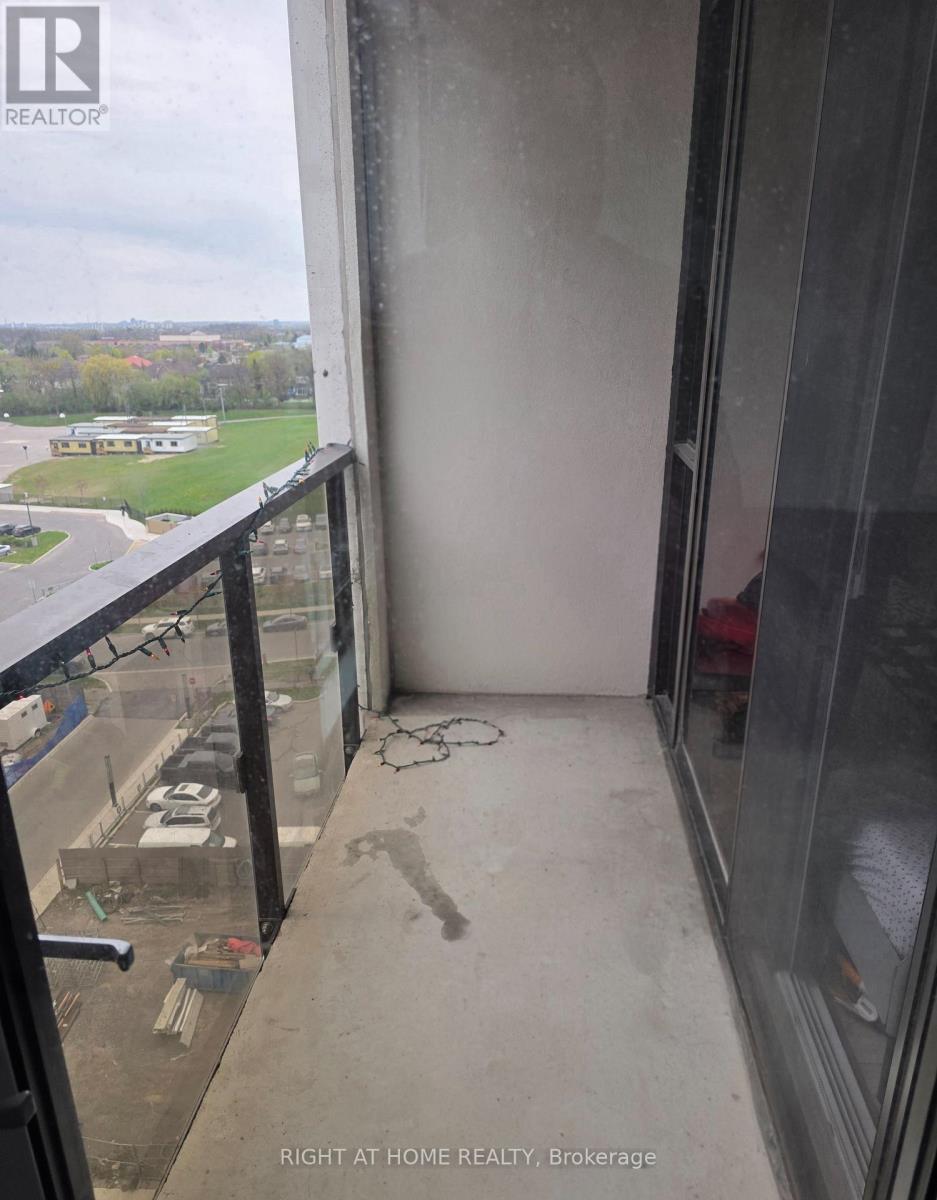 1006 - 36 Elm Drive W, Mississauga, Ontario  L5B 0N3 - Photo 7 - W13103284