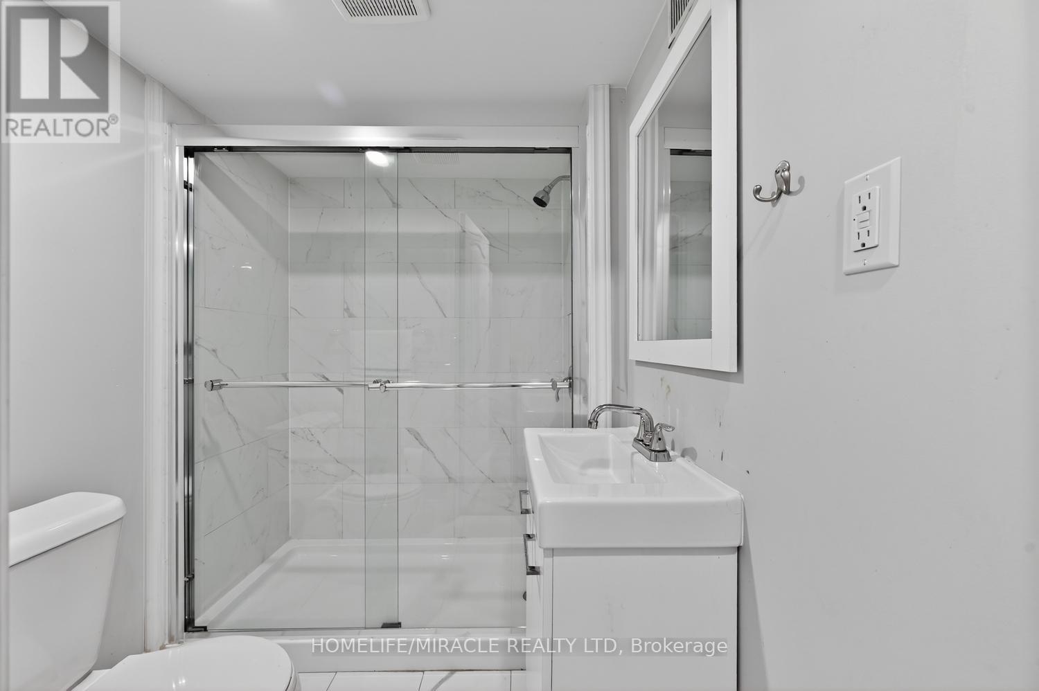 22 Altura Way, Brampton, Ontario  L6P 4A1 - Photo 45 - W13103320