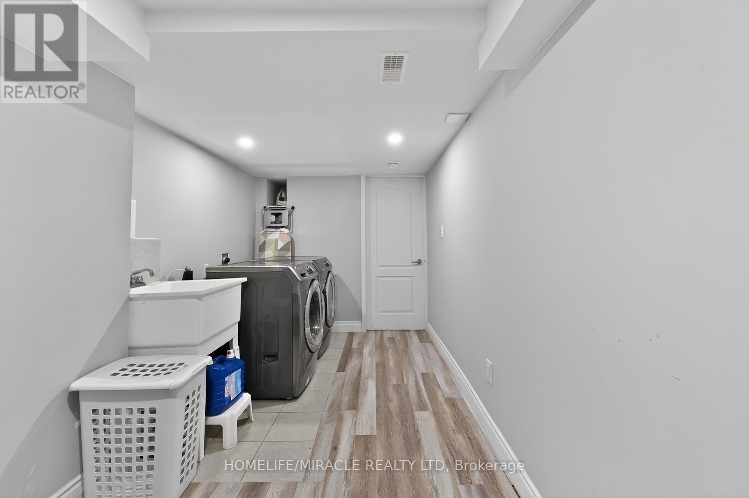 22 Altura Way, Brampton, Ontario  L6P 4A1 - Photo 47 - W13103320