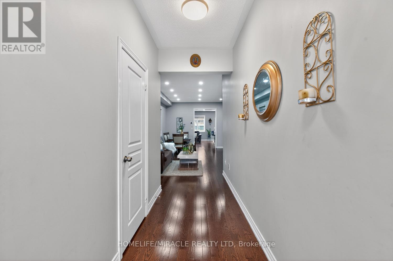 22 Altura Way, Brampton, Ontario  L6P 4A1 - Photo 6 - W13103320