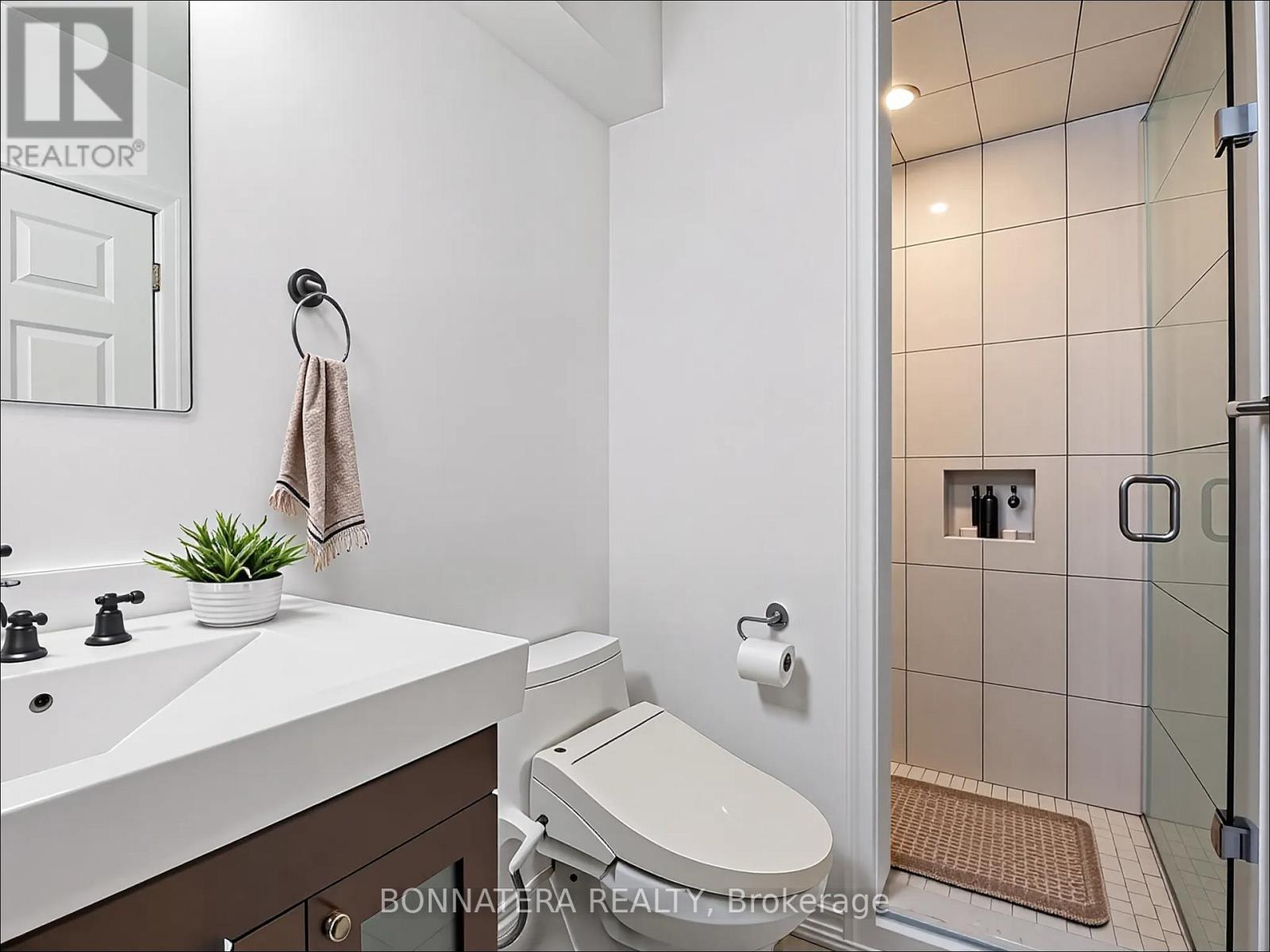 5471 Whitehorn Avenue, Mississauga, Ontario  L5V 1V5 - Photo 25 - W13103336