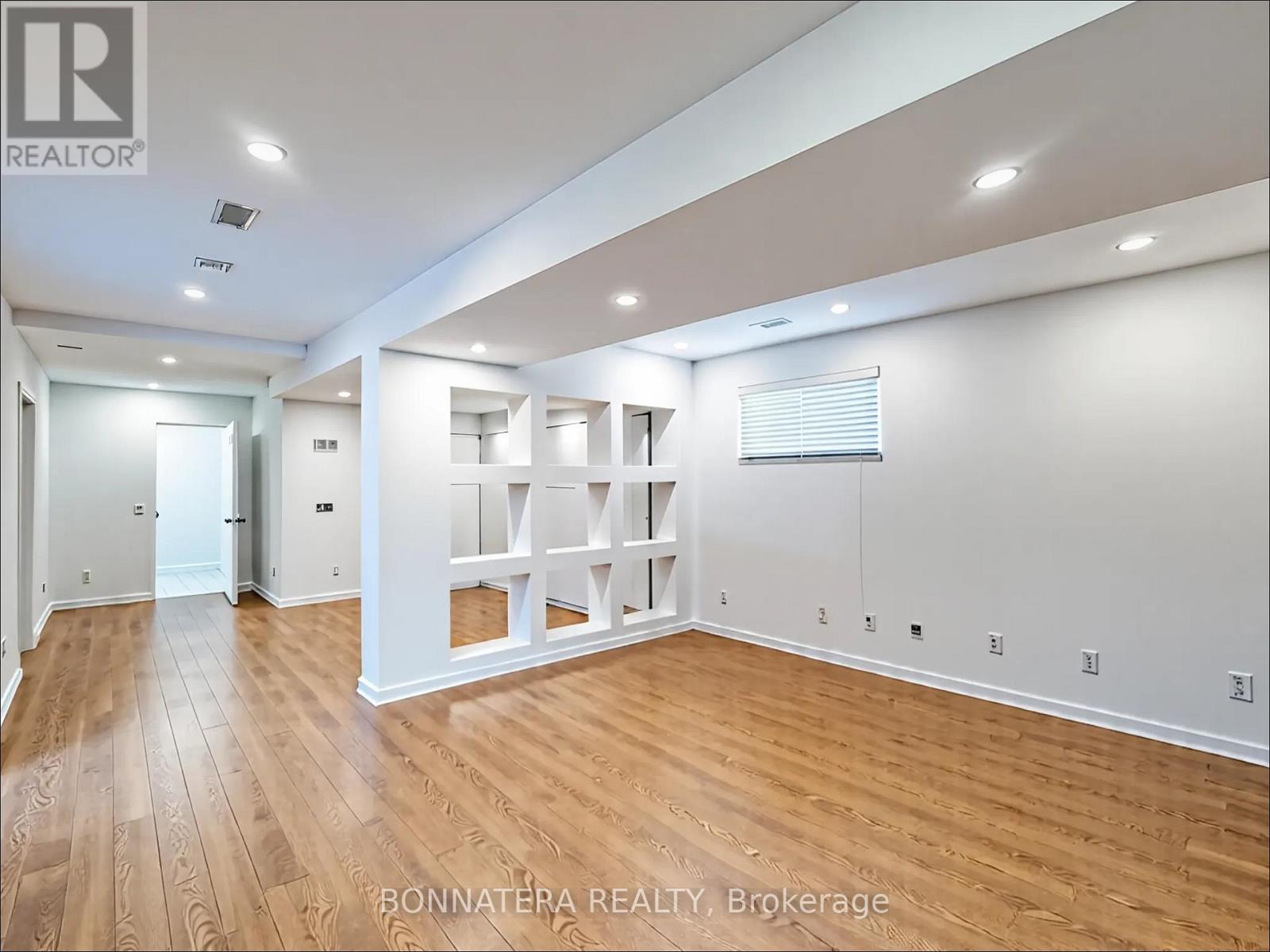 5471 Whitehorn Avenue, Mississauga, Ontario  L5V 1V5 - Photo 29 - W13103336