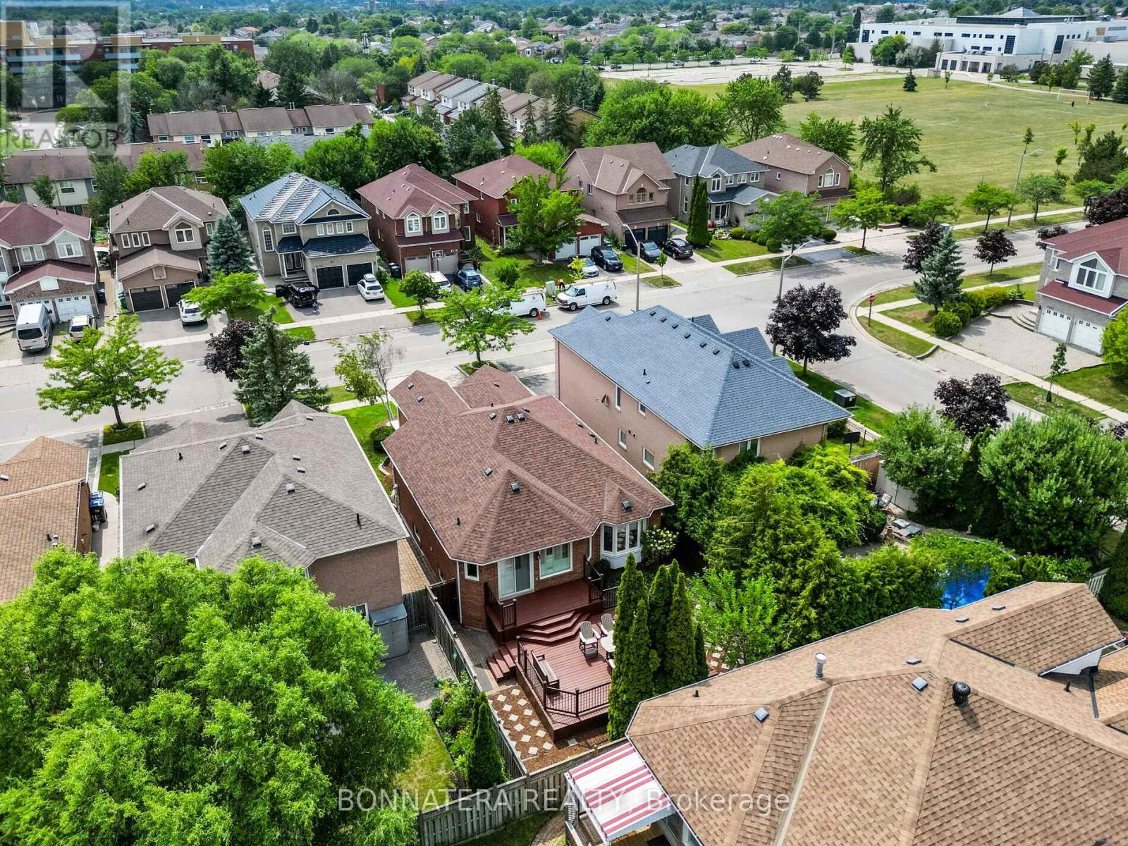 5471 Whitehorn Avenue, Mississauga, Ontario  L5V 1V5 - Photo 44 - W13103336